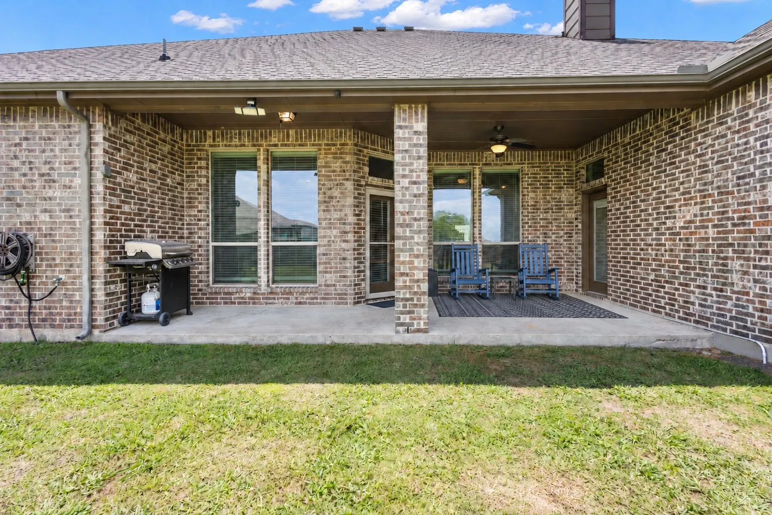 Single Family Residence For Sale in Collin County , 413 Green Court, Josephine, Texas 75173, 5 Bedroom, 3 Bathroom, 3 Garage spaces, 2,828 Sqft, built in 2018, mls#21400404, Real Estate Agent in Josephine, Homes For Sale in Collin county, Homes For Sale in Josephine, Realtor in Josephine Texas, Real Estate Brokerage Independent Realty Texas, Luminita Cordes Realtor