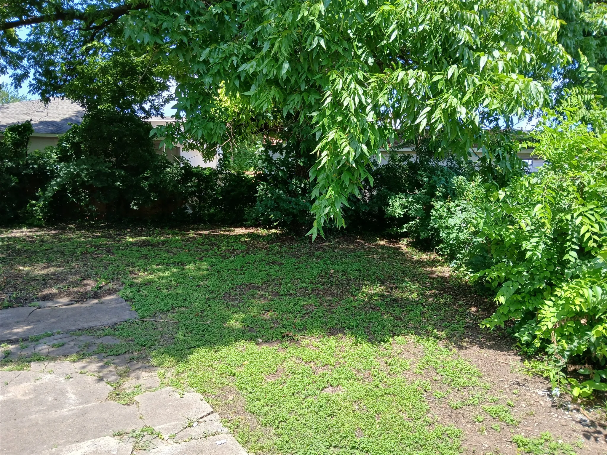 Single Family Residence For Rent in Dallas County , 435 Avenue G, Dallas, Texas 75203, 2 Bedroom, 1 Bathroom, Garage spaces, 956 Sqft, built in 1935, mls#21402201, Real Estate Agent in Dallas, Homes For Rent in Dallas county, Homes For Rent in Dallas, Realtor in Dallas Texas, Real Estate Brokerage Independent Realty Texas, Luminita Cordes Realtor