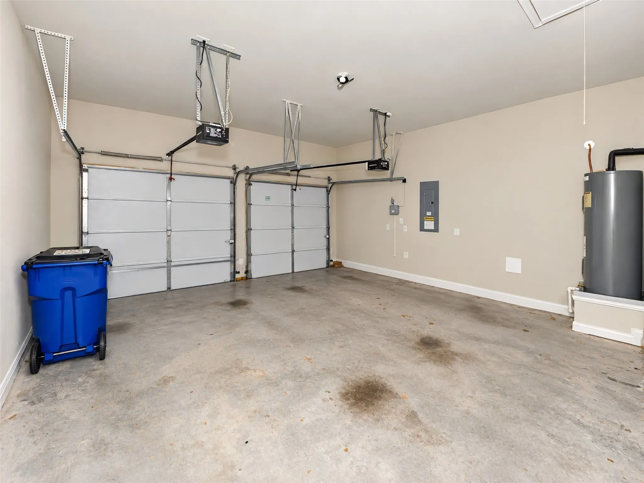 Single Family Residence For Rent in Tarrant County , 403 Morning Glory Lane, Mansfield, Texas 76063, 3 Bedroom, 2 Bathroom, 2 Garage spaces, 2,005 Sqft, built in 2017, mls#21376401, Real Estate Agent in Mansfield, Homes For Rent in Tarrant county, Homes For Rent in Mansfield, Realtor in Mansfield Texas, Real Estate Brokerage Independent Realty Texas, Luminita Cordes Realtor