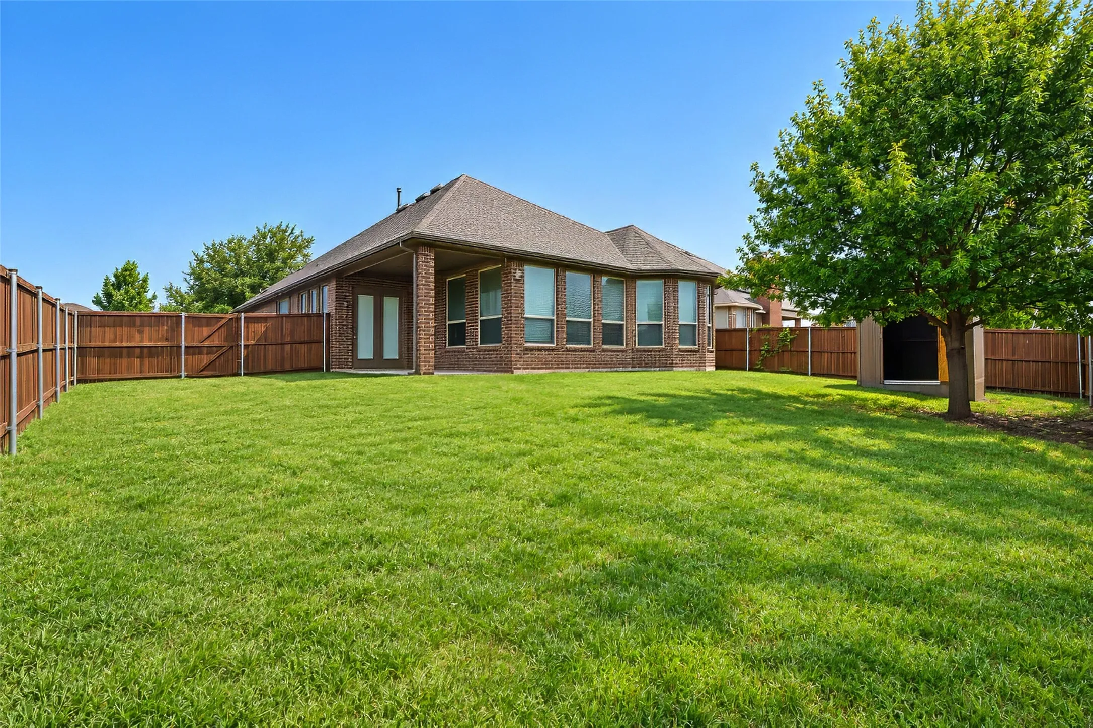 Single Family Residence For Rent in Tarrant County , 403 Morning Glory Lane, Mansfield, Texas 76063, 3 Bedroom, 2 Bathroom, 2 Garage spaces, 2,005 Sqft, built in 2017, mls#21376401, Real Estate Agent in Mansfield, Homes For Rent in Tarrant county, Homes For Rent in Mansfield, Realtor in Mansfield Texas, Real Estate Brokerage Independent Realty Texas, Luminita Cordes Realtor