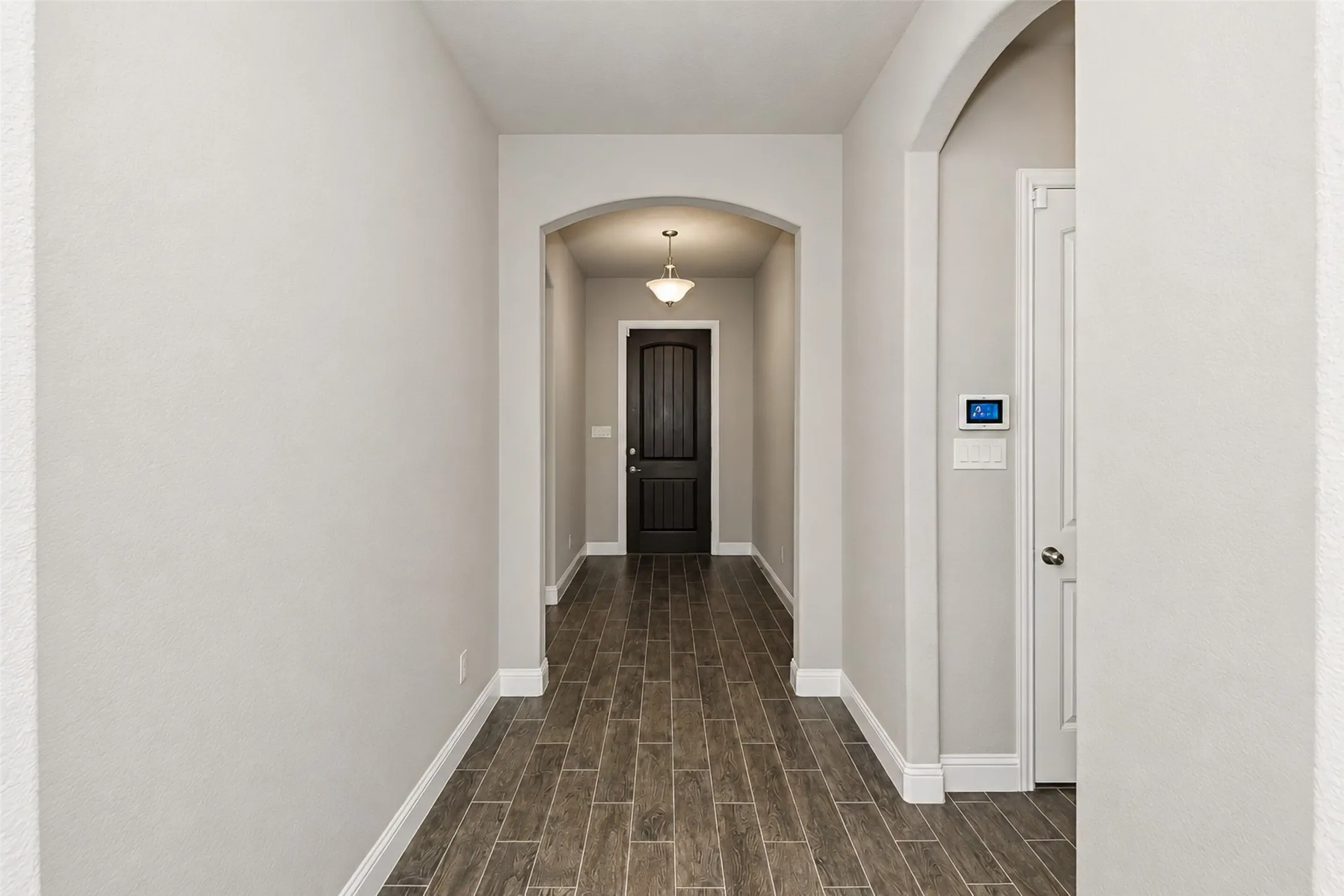 Single Family Residence For Rent in Tarrant County , 403 Morning Glory Lane, Mansfield, Texas 76063, 3 Bedroom, 2 Bathroom, 2 Garage spaces, 2,005 Sqft, built in 2017, mls#21376401, Real Estate Agent in Mansfield, Homes For Rent in Tarrant county, Homes For Rent in Mansfield, Realtor in Mansfield Texas, Real Estate Brokerage Independent Realty Texas, Luminita Cordes Realtor