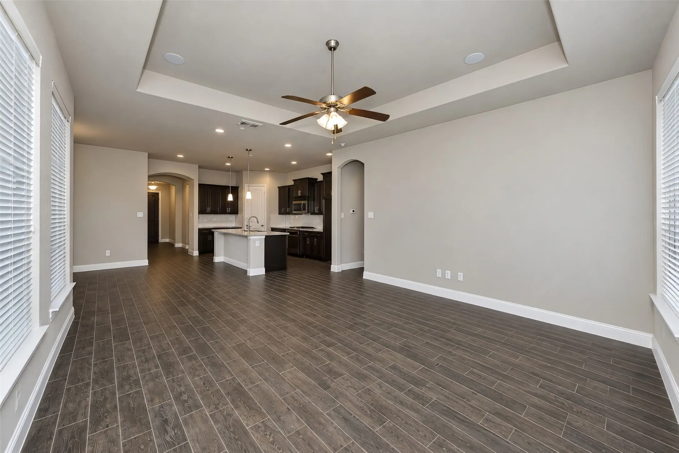Single Family Residence For Rent in Tarrant County , 403 Morning Glory Lane, Mansfield, Texas 76063, 3 Bedroom, 2 Bathroom, 2 Garage spaces, 2,005 Sqft, built in 2017, mls#21376401, Real Estate Agent in Mansfield, Homes For Rent in Tarrant county, Homes For Rent in Mansfield, Realtor in Mansfield Texas, Real Estate Brokerage Independent Realty Texas, Luminita Cordes Realtor
