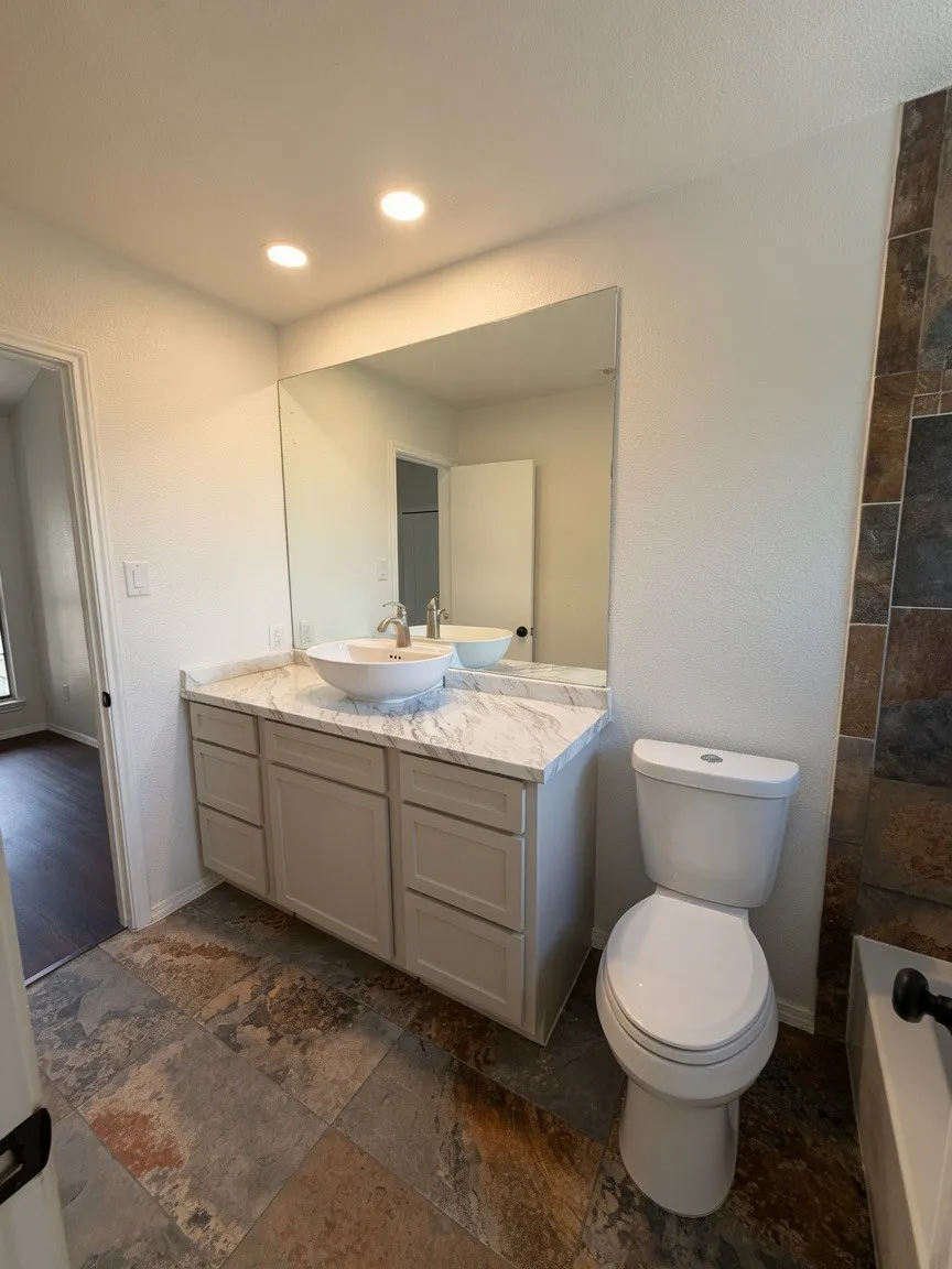 Condominium For Rent in Collin County , 2204 W Park Boulevard 2901, Plano, Texas 75075, 3 Bedroom, 2 Bathroom, Garage spaces, 1,292 Sqft, built in 1982, mls#21402219, Real Estate Agent in Plano, Homes For Rent in Collin county, Homes For Rent in Plano, Realtor in Plano Texas, Real Estate Brokerage Independent Realty Texas, Luminita Cordes Realtor