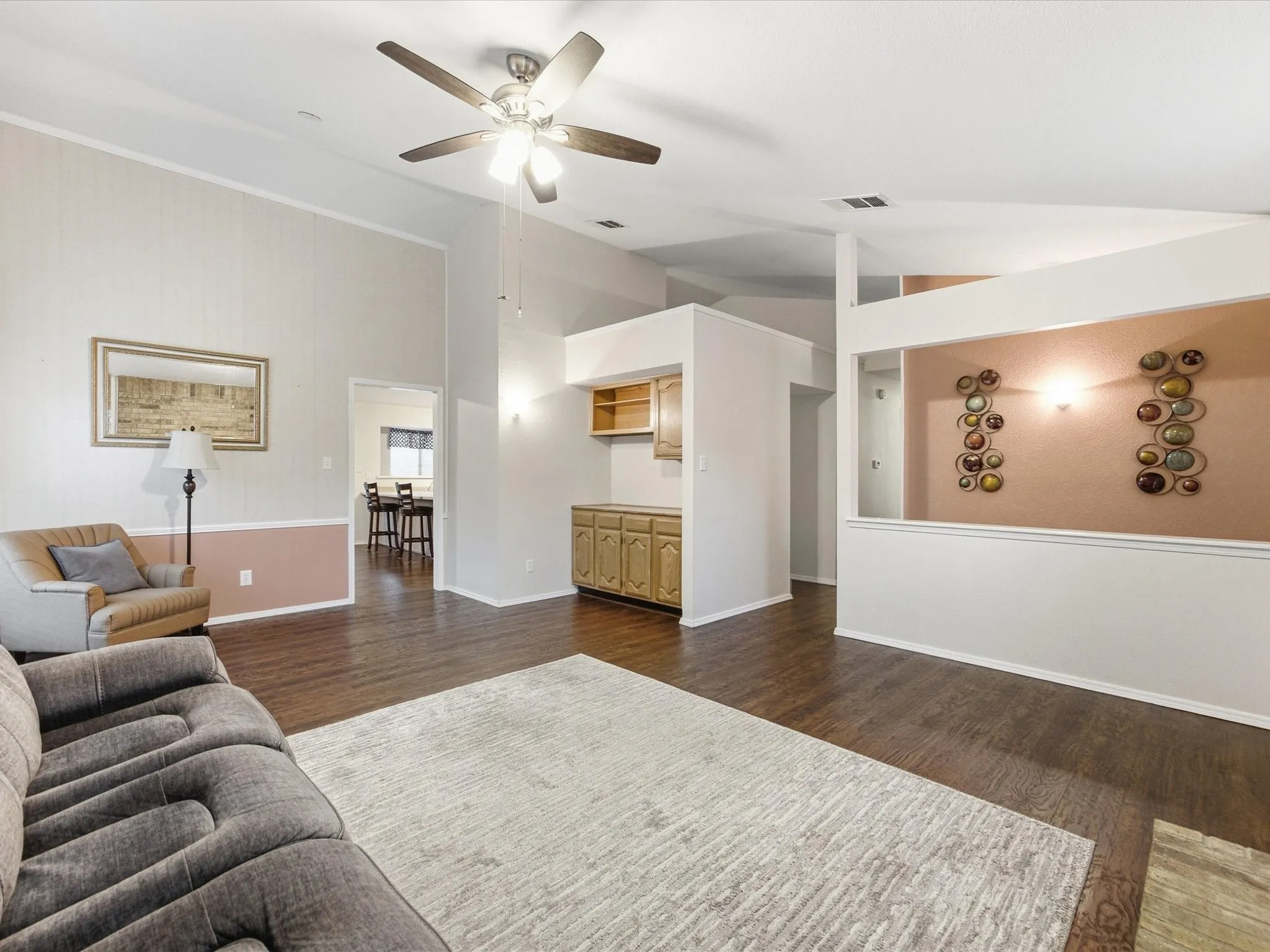 Single Family Residence For Sale in Tarrant County , 1705 Sandy Point Court, Arlington, Texas 76018, 4 Bedroom, 2 Bathroom, 2 Garage spaces, 1,888 Sqft, built in 1986, mls#21400425, Real Estate Agent in Arlington, Homes For Sale in Tarrant county, Homes For Sale in Arlington, Realtor in Arlington Texas, Real Estate Brokerage Independent Realty Texas, Luminita Cordes Realtor