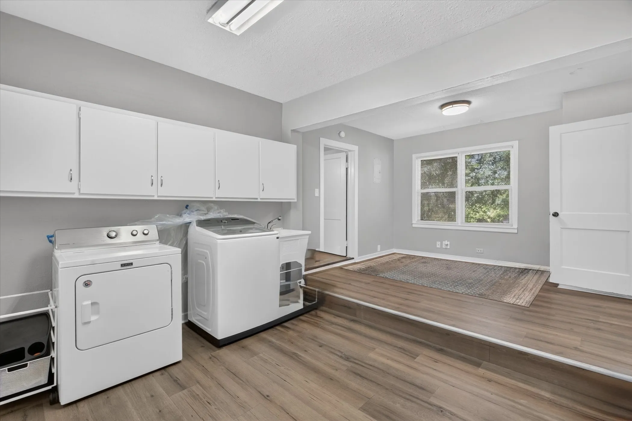 Single Family Residence For Sale in Parker County , 1412 Sloan Street, Weatherford, Texas 76086, 3 Bedroom, 2 Bathroom, Garage spaces, 1,566 Sqft, built in 1977, mls#21402225, Real Estate Agent in Weatherford, Homes For Sale in Parker county, Homes For Sale in Weatherford, Realtor in Weatherford Texas, Real Estate Brokerage Independent Realty Texas, Luminita Cordes Realtor