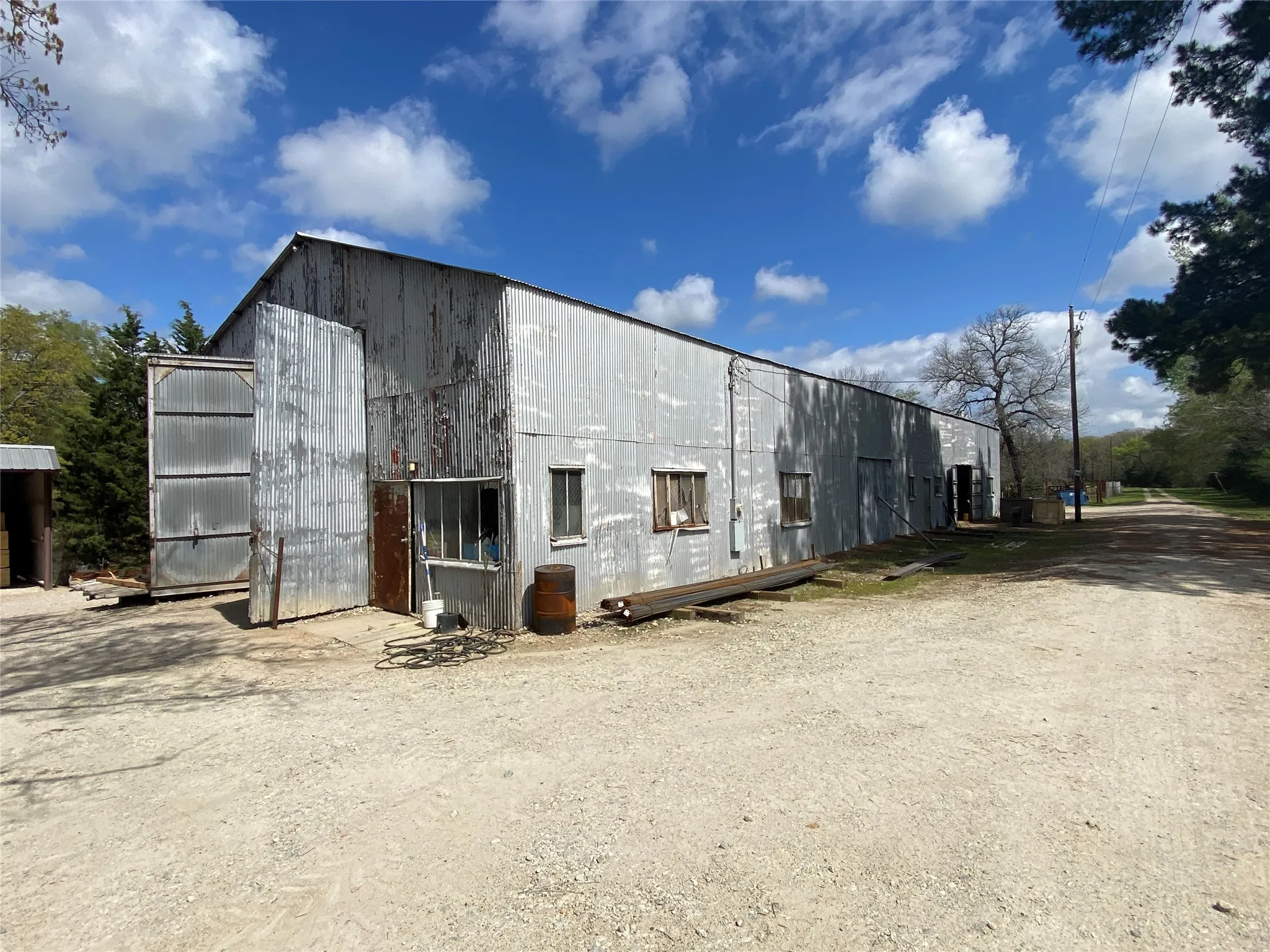 Warehouse For Sale in Smith County , TBD Us-69, Lindale, Texas 75771, 0, 0, Garage spaces, 0 Sqft, built in 0, mls#21402211, Real Estate Agent in Lindale, Homes For Sale in Smith county, Homes For Sale in Lindale, Realtor in Lindale Texas, Real Estate Brokerage Independent Realty Texas, Luminita Cordes Realtor