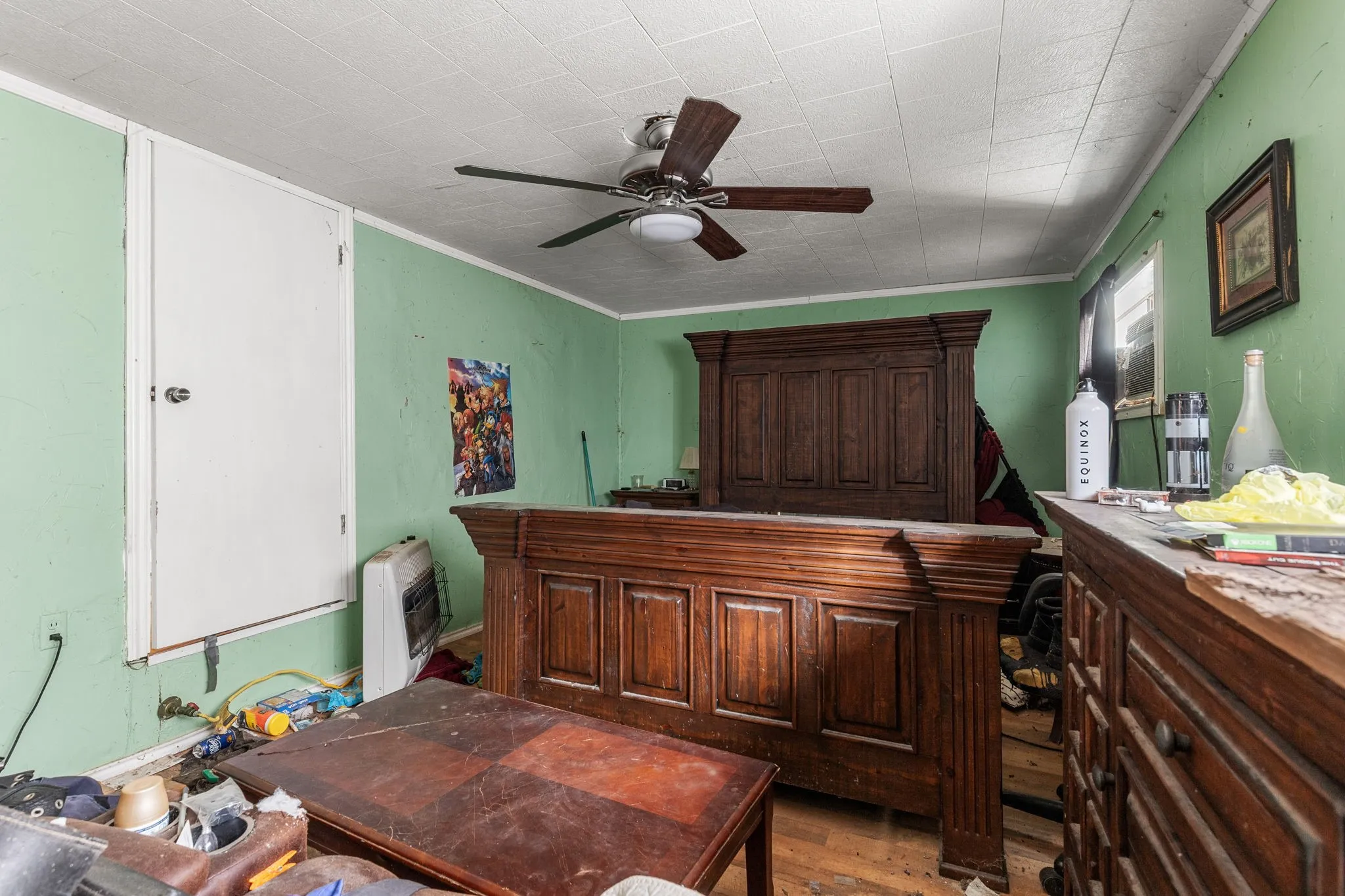 Single Family Residence For Sale in Clay County , 515 N Angelina Street, Henrietta, Texas 76365, 3 Bedroom, 2 Bathroom, Garage spaces, 1,746 Sqft, built in 1965, mls#21402209, Real Estate Agent in Henrietta, Homes For Sale in Clay county, Homes For Sale in Henrietta, Realtor in Henrietta Texas, Real Estate Brokerage Independent Realty Texas, Luminita Cordes Realtor