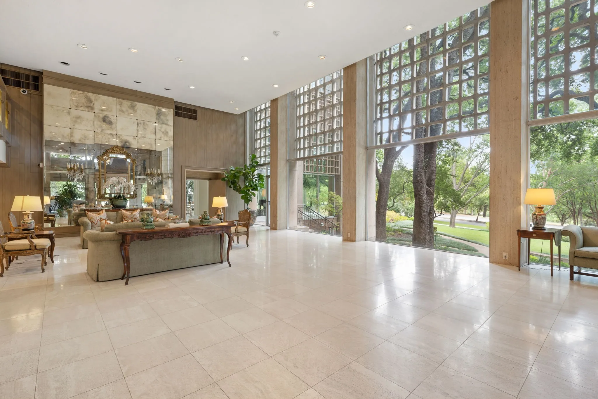 Condominium For Sale in Dallas County , 3525 Turtle Creek Boulevard 12E, Dallas, Texas 75219, 2 Bedroom, 2 Bathroom, 2 Garage spaces, 1,993 Sqft, built in 1957, mls#21402030, Real Estate Agent in Dallas, Homes For Sale in Dallas county, Homes For Sale in Dallas, Realtor in Dallas Texas, Real Estate Brokerage Independent Realty Texas, Luminita Cordes Realtor