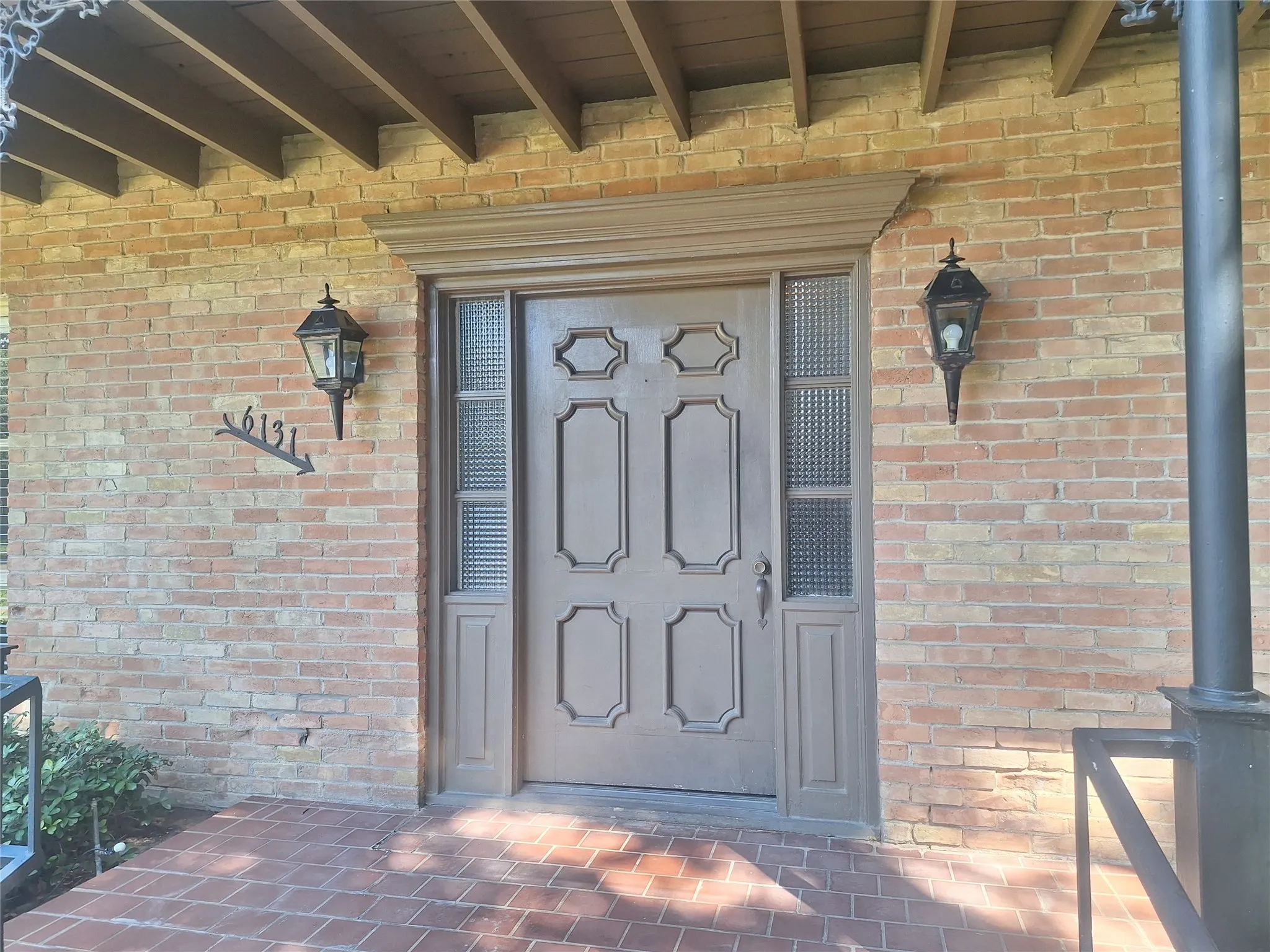 Condominium For Rent in Dallas County , 6131 Bandera Avenue B, Dallas, Texas 75225, 2 Bedroom, 2 Bathroom, Garage spaces, 1,381 Sqft, built in 1955, mls#21402233, Real Estate Agent in Dallas, Homes For Rent in Dallas county, Homes For Rent in Dallas, Realtor in Dallas Texas, Real Estate Brokerage Independent Realty Texas, Luminita Cordes Realtor