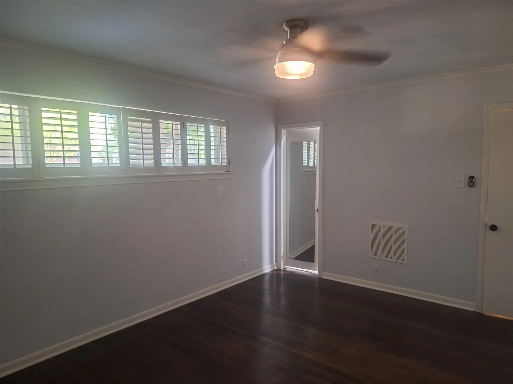 Condominium For Rent in Dallas County , 6131 Bandera Avenue B, Dallas, Texas 75225, 2 Bedroom, 2 Bathroom, Garage spaces, 1,381 Sqft, built in 1955, mls#21402233, Real Estate Agent in Dallas, Homes For Rent in Dallas county, Homes For Rent in Dallas, Realtor in Dallas Texas, Real Estate Brokerage Independent Realty Texas, Luminita Cordes Realtor