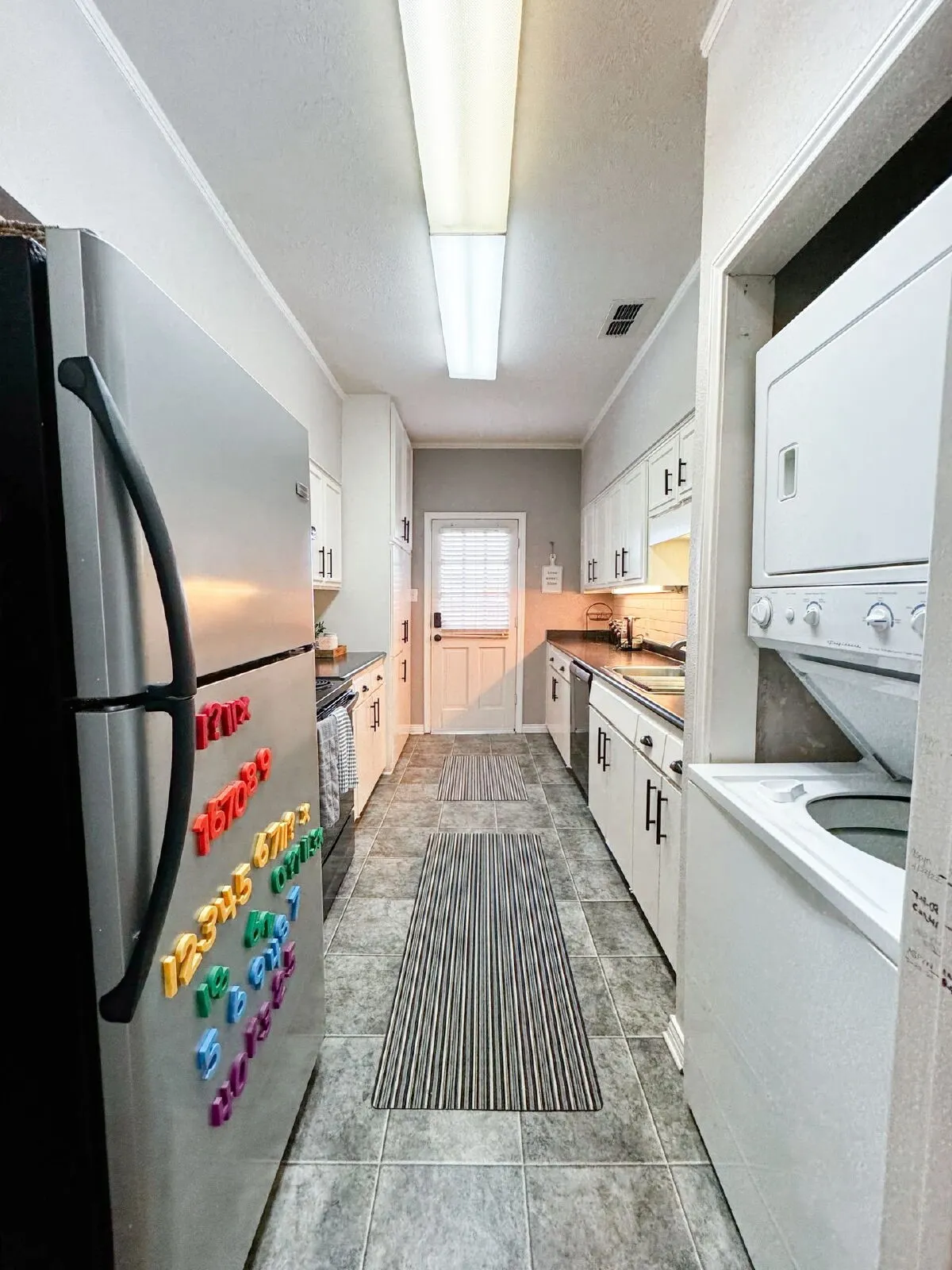 Condominium For Rent in Tarrant County , 4415 Bellaire Drive S 201S, Fort Worth, Texas 76109, 2 Bedroom, 2 Bathroom, Garage spaces, 1,101 Sqft, built in 1972, mls#21402235, Real Estate Agent in Fort Worth, Homes For Rent in Tarrant county, Homes For Rent in Fort Worth, Realtor in Fort Worth Texas, Real Estate Brokerage Independent Realty Texas, Luminita Cordes Realtor