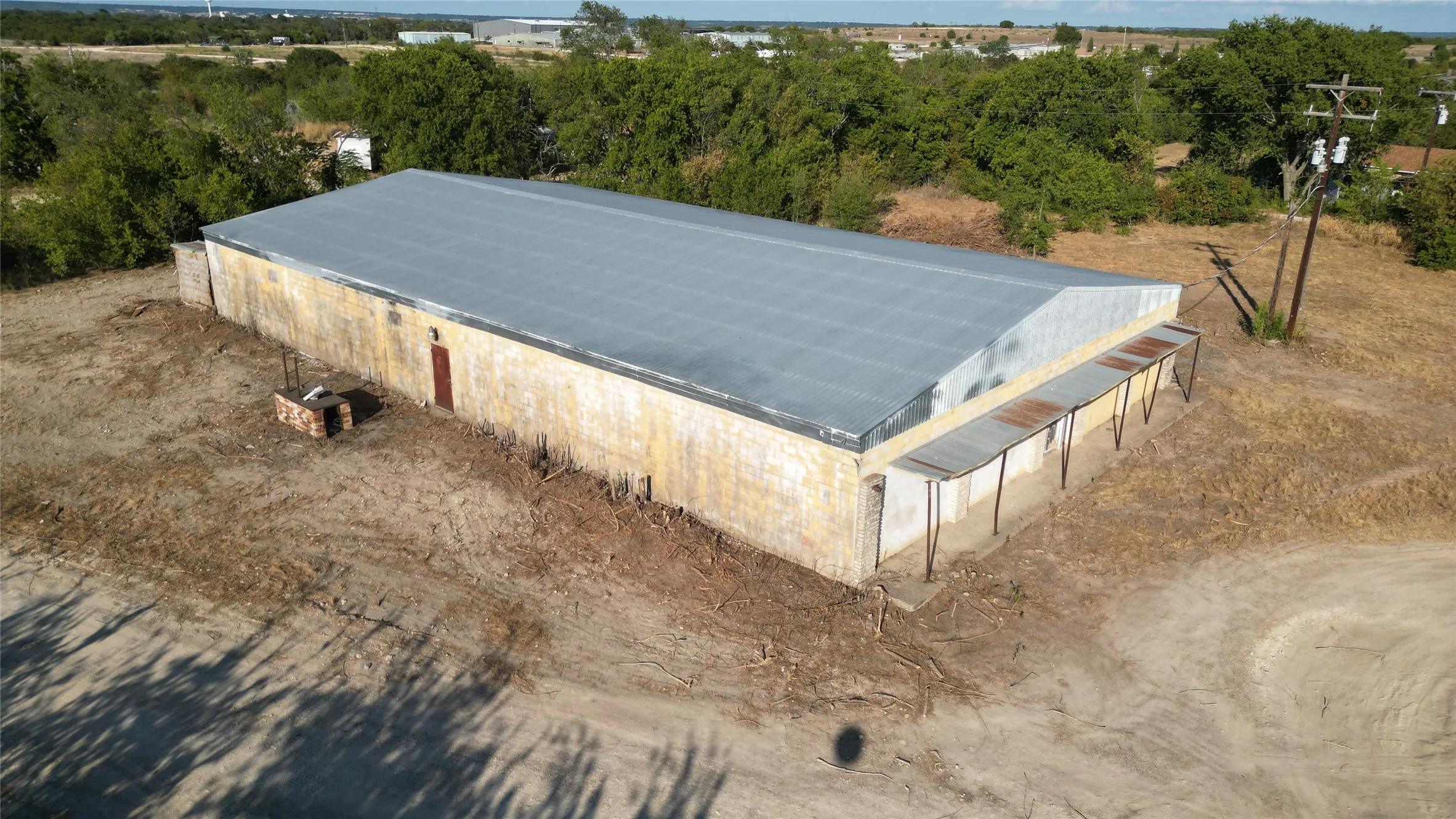 Warehouse For Sale in Coryell County , 134 Airport Road, Gatesville, Texas 76528, 0, 0, Garage spaces, 0 Sqft, built in 1970, mls#21402224, Real Estate Agent in Gatesville, Homes For Sale in Coryell county, Homes For Sale in Gatesville, Realtor in Gatesville Texas, Real Estate Brokerage Independent Realty Texas, Luminita Cordes Realtor