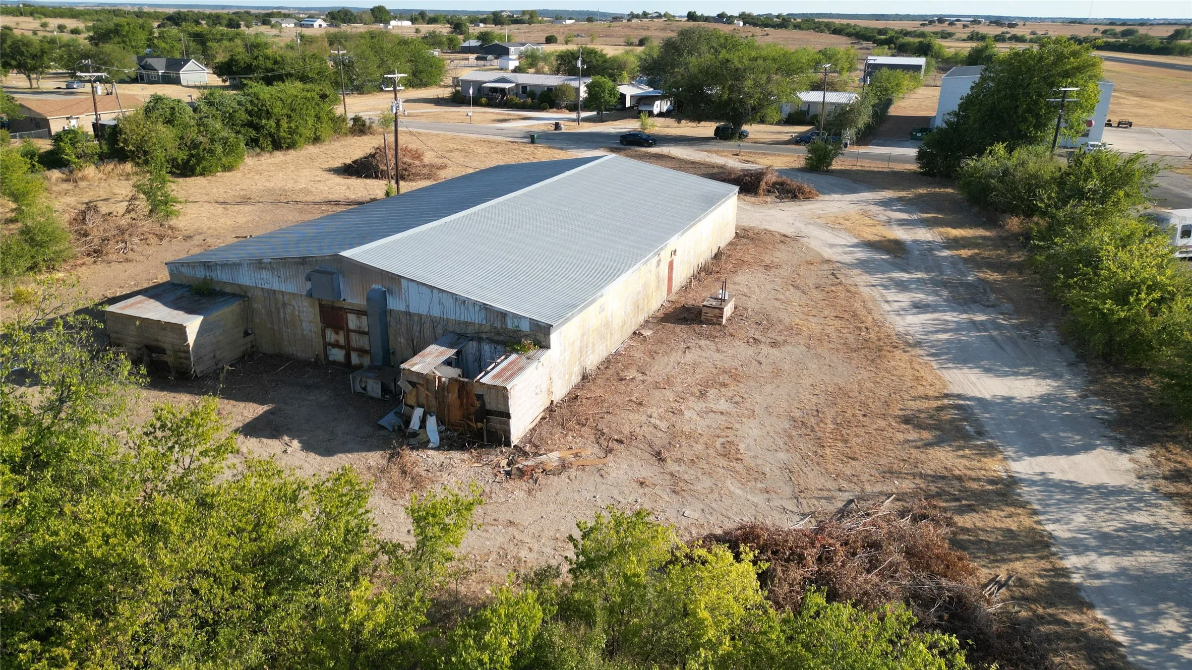 Warehouse For Sale in Coryell County , 134 Airport Road, Gatesville, Texas 76528, 0, 0, Garage spaces, 0 Sqft, built in 1970, mls#21402224, Real Estate Agent in Gatesville, Homes For Sale in Coryell county, Homes For Sale in Gatesville, Realtor in Gatesville Texas, Real Estate Brokerage Independent Realty Texas, Luminita Cordes Realtor