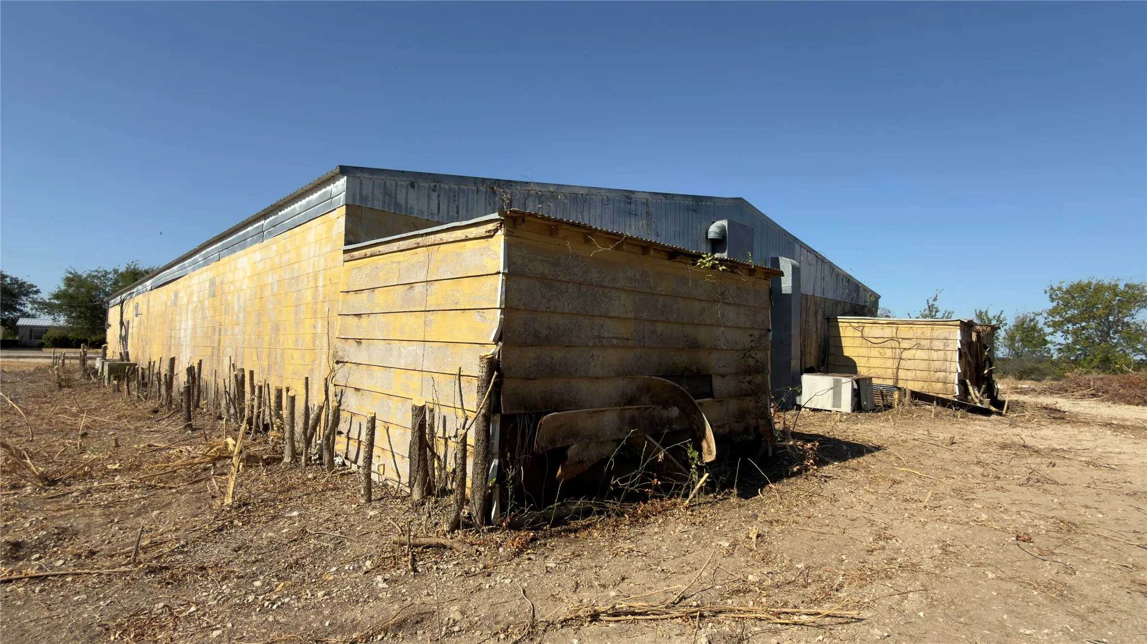 Warehouse For Sale in Coryell County , 134 Airport Road, Gatesville, Texas 76528, 0, 0, Garage spaces, 0 Sqft, built in 1970, mls#21402224, Real Estate Agent in Gatesville, Homes For Sale in Coryell county, Homes For Sale in Gatesville, Realtor in Gatesville Texas, Real Estate Brokerage Independent Realty Texas, Luminita Cordes Realtor