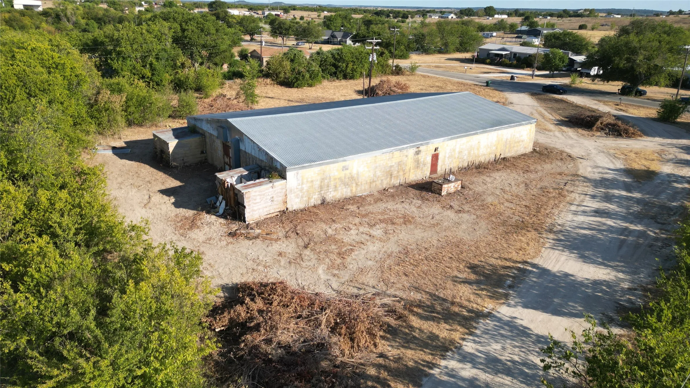 Warehouse For Sale in Coryell County , 134 Airport Road, Gatesville, Texas 76528, 0, 0, Garage spaces, 0 Sqft, built in 1970, mls#21402224, Real Estate Agent in Gatesville, Homes For Sale in Coryell county, Homes For Sale in Gatesville, Realtor in Gatesville Texas, Real Estate Brokerage Independent Realty Texas, Luminita Cordes Realtor