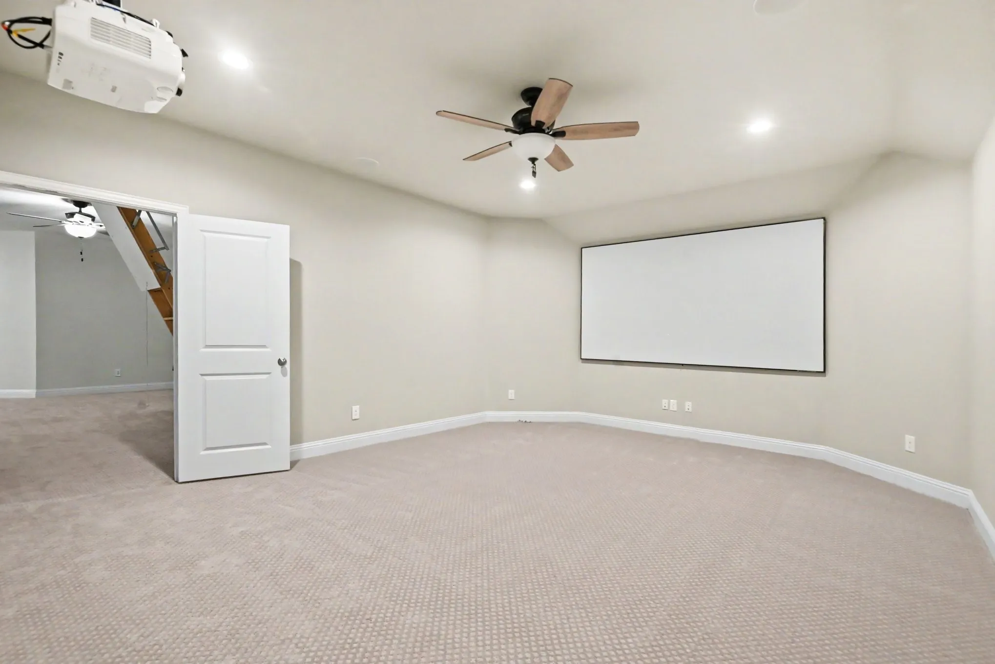 Single Family Residence For Sale in Parker County , 624 Soaring Star Lane, Weatherford, Texas 76087, 4 Bedroom, 3 Bathroom, 2 Garage spaces, 3,338 Sqft, built in 2021, mls#21399737, Real Estate Agent in Weatherford, Homes For Sale in Parker county, Homes For Sale in Weatherford, Realtor in Weatherford Texas, Real Estate Brokerage Independent Realty Texas, Luminita Cordes Realtor