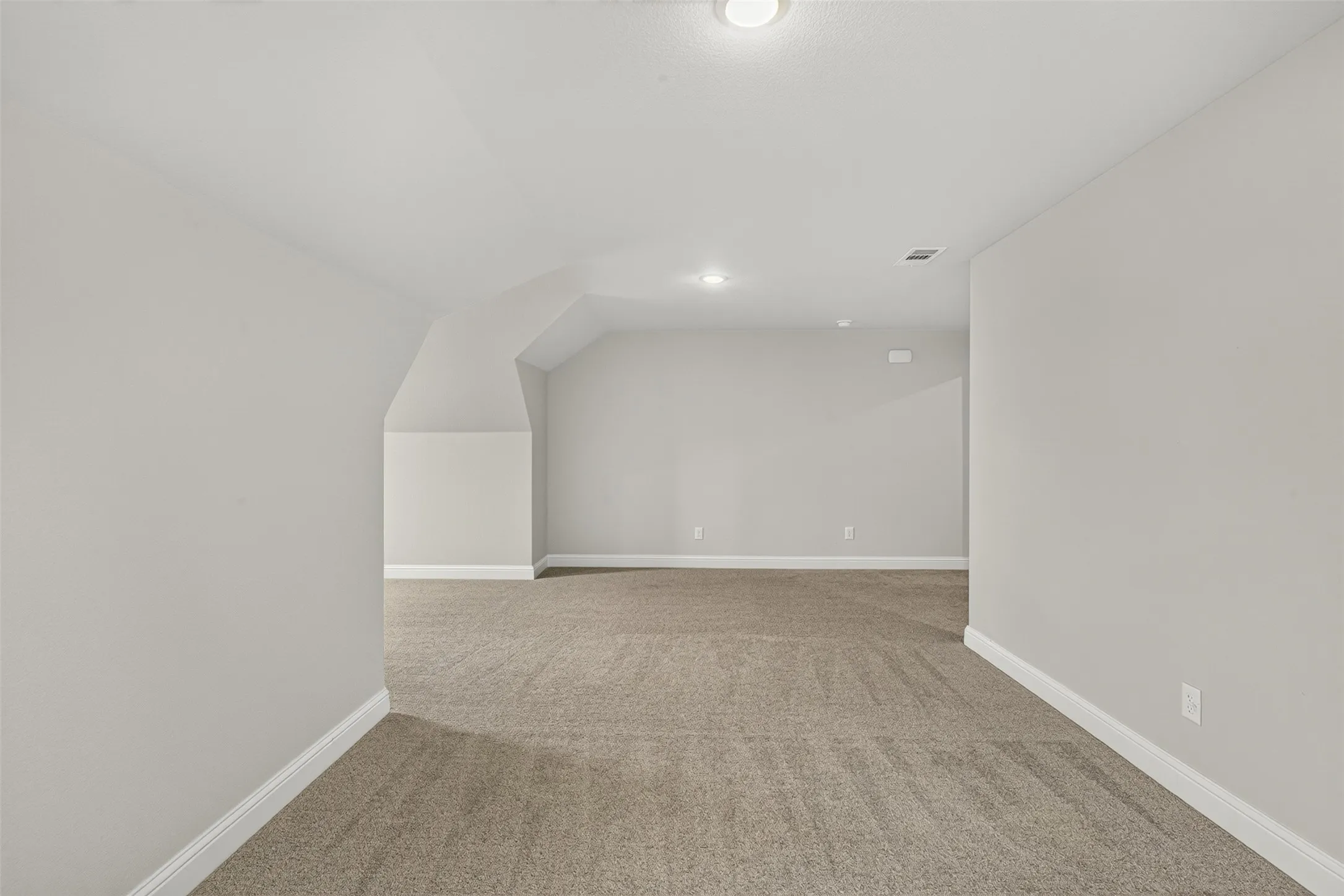 Single Family Residence For Rent in Collin County , 804 Republic Row, Nevada, Texas 75173, 3 Bedroom, 2 Bathroom, 3 Garage spaces, 2,417 Sqft, built in 2022, mls#21401011, Real Estate Agent in Nevada, Homes For Rent in Collin county, Homes For Rent in Nevada, Realtor in Nevada Texas, Real Estate Brokerage Independent Realty Texas, Luminita Cordes Realtor