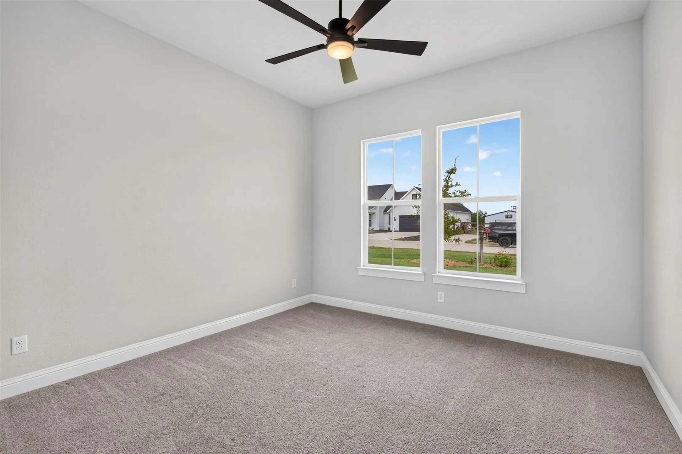 Single Family Residence For Rent in Collin County , 804 Republic Row, Nevada, Texas 75173, 3 Bedroom, 2 Bathroom, 3 Garage spaces, 2,417 Sqft, built in 2022, mls#21401011, Real Estate Agent in Nevada, Homes For Rent in Collin county, Homes For Rent in Nevada, Realtor in Nevada Texas, Real Estate Brokerage Independent Realty Texas, Luminita Cordes Realtor