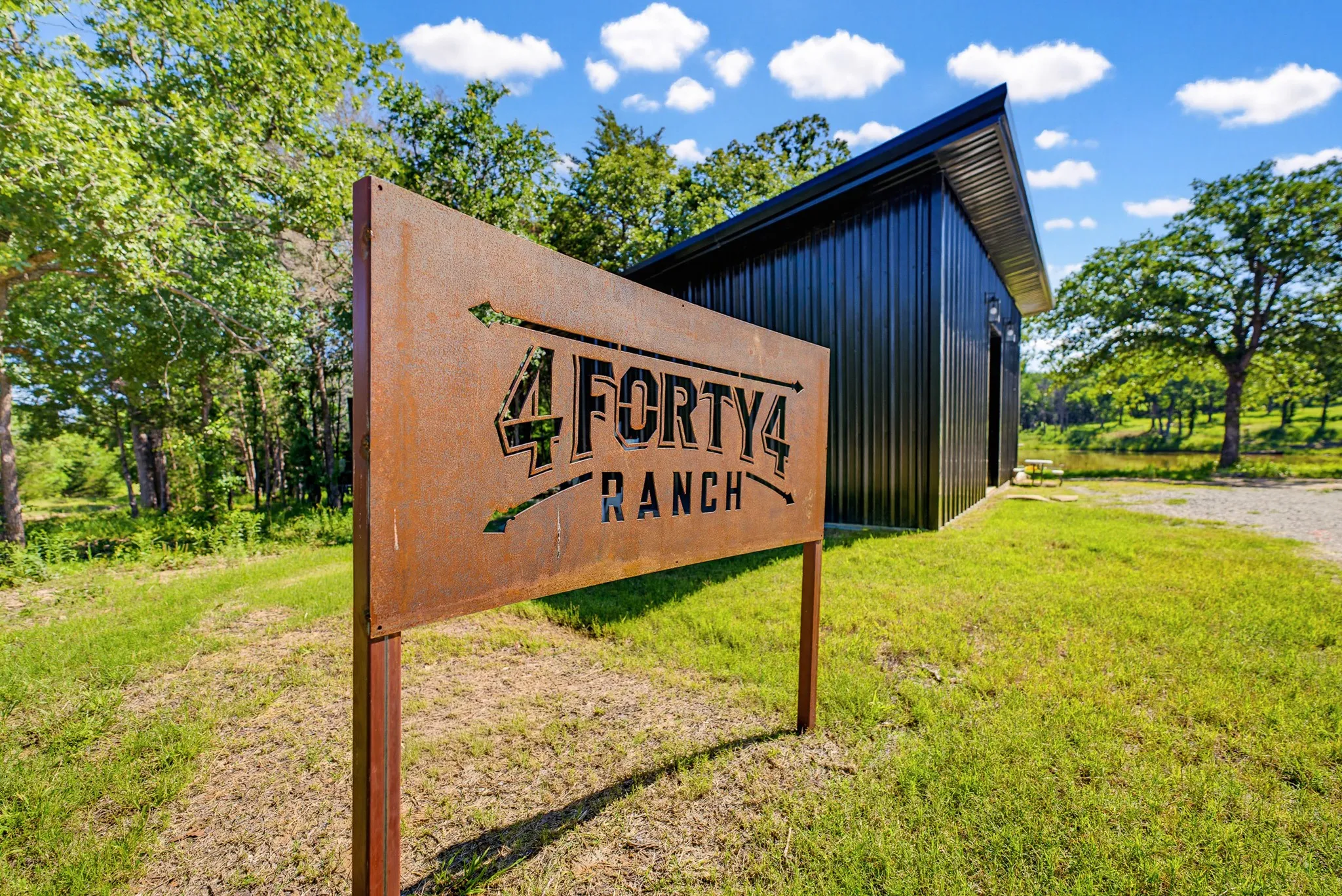 Single Family Residence For Sale in Wise County , TBD County Road 1270, Alvord, Texas 76225, 4 Bedroom, 4 Bathroom, Garage spaces, 672 Sqft, built in 2024, mls#21402178, Real Estate Agent in Alvord, Homes For Sale in Wise county, Homes For Sale in Alvord, Realtor in Alvord Texas, Real Estate Brokerage Independent Realty Texas, Luminita Cordes Realtor