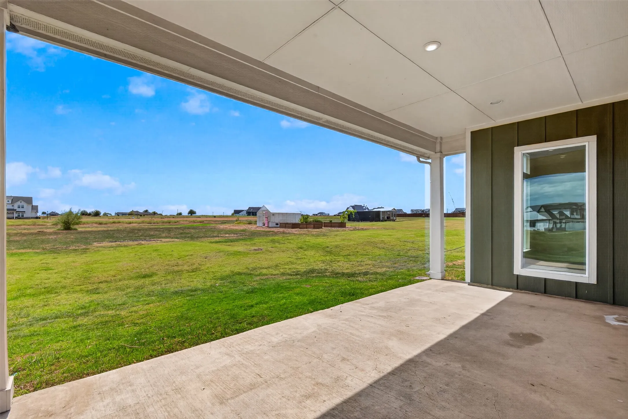 Single Family Residence For Sale in Collin County , 804 Republic Row, Nevada, Texas 75173, 3 Bedroom, 2 Bathroom, 3 Garage spaces, 2,417 Sqft, built in 2022, mls#21400280, Real Estate Agent in Nevada, Homes For Sale in Collin county, Homes For Sale in Nevada, Realtor in Nevada Texas, Real Estate Brokerage Independent Realty Texas, Luminita Cordes Realtor