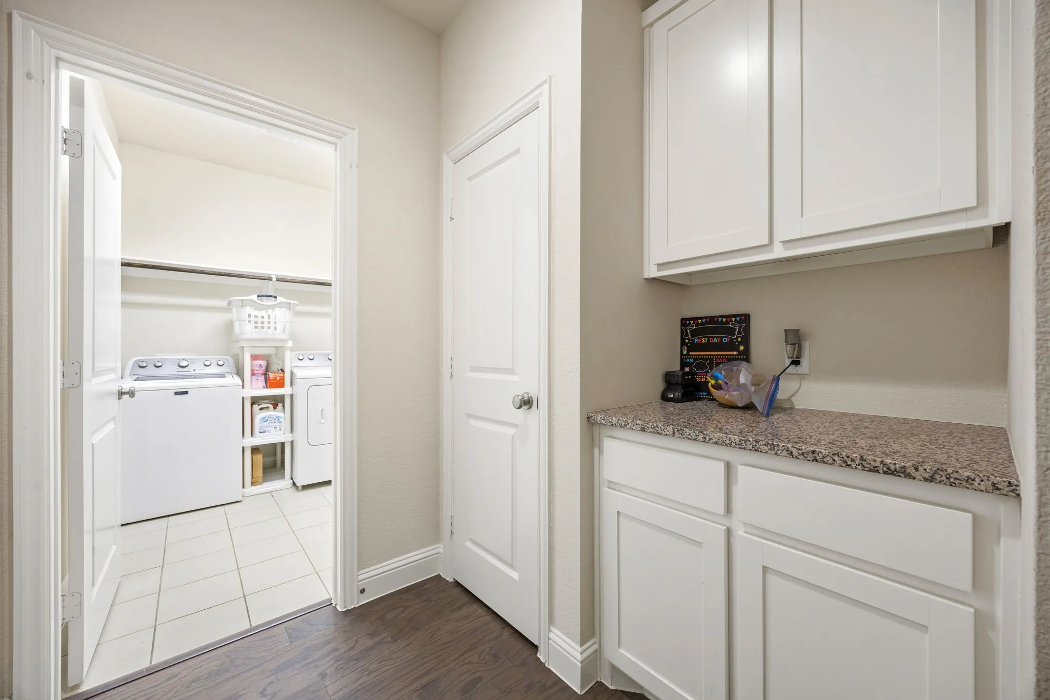 Single Family Residence For Sale in Collin County , 908 Spring Falls Drive, Mc Kinney, Texas 75071, 3 Bedroom, 2 Bathroom, 2 Garage spaces, 2,173 Sqft, built in 2015, mls#21402248, Real Estate Agent in Mc Kinney, Homes For Sale in Collin county, Homes For Sale in Mc Kinney, Realtor in Mc Kinney Texas, Real Estate Brokerage Independent Realty Texas, Luminita Cordes Realtor