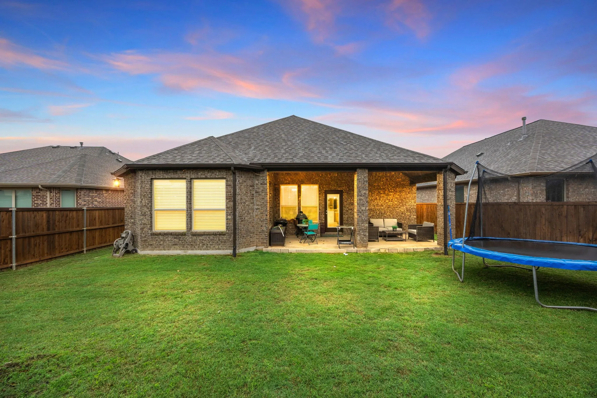 Single Family Residence For Sale in Collin County , 908 Spring Falls Drive, Mc Kinney, Texas 75071, 3 Bedroom, 2 Bathroom, 2 Garage spaces, 2,173 Sqft, built in 2015, mls#21402248, Real Estate Agent in Mc Kinney, Homes For Sale in Collin county, Homes For Sale in Mc Kinney, Realtor in Mc Kinney Texas, Real Estate Brokerage Independent Realty Texas, Luminita Cordes Realtor