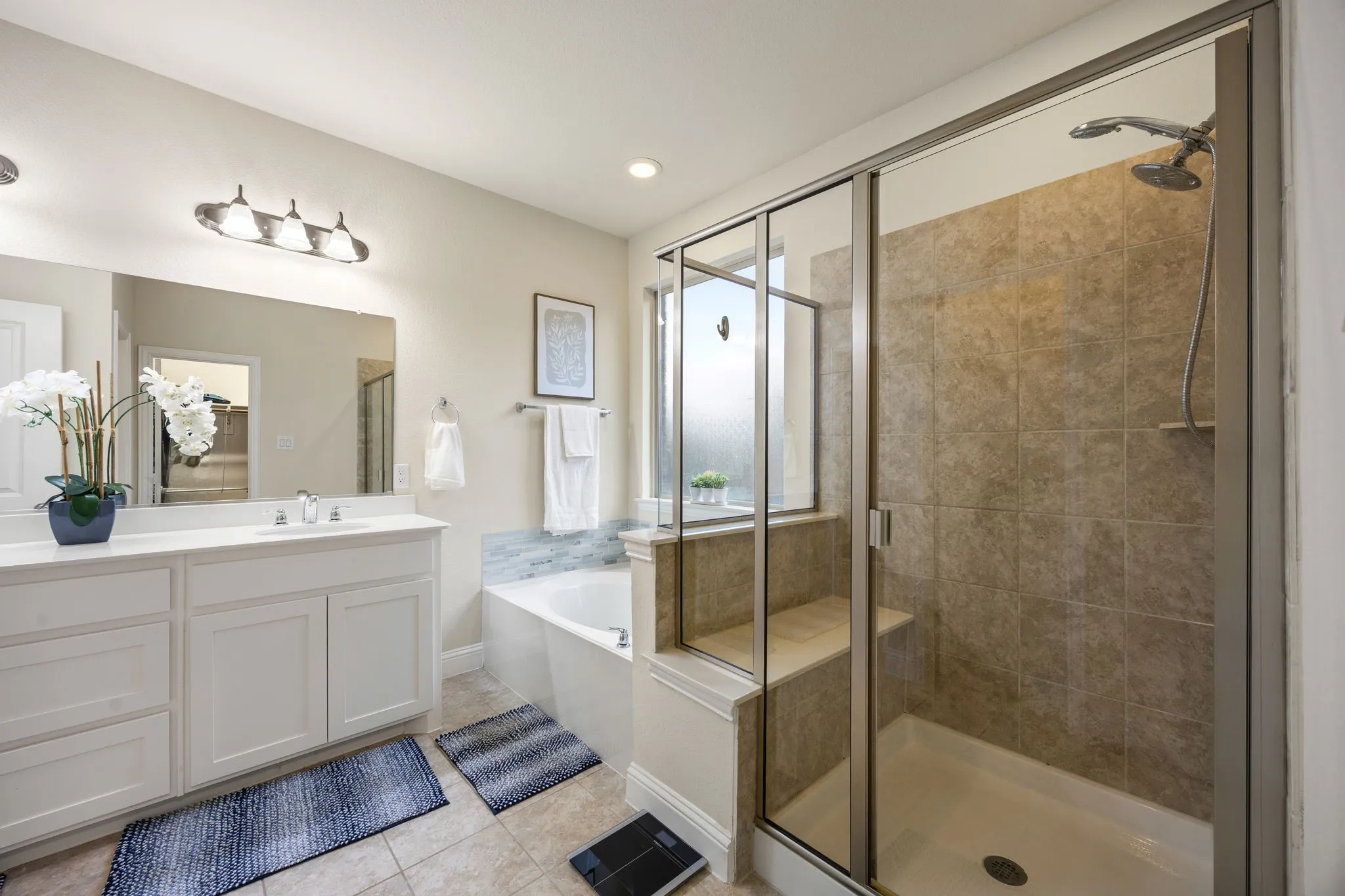 Single Family Residence For Sale in Collin County , 908 Spring Falls Drive, Mc Kinney, Texas 75071, 3 Bedroom, 2 Bathroom, 2 Garage spaces, 2,173 Sqft, built in 2015, mls#21402248, Real Estate Agent in Mc Kinney, Homes For Sale in Collin county, Homes For Sale in Mc Kinney, Realtor in Mc Kinney Texas, Real Estate Brokerage Independent Realty Texas, Luminita Cordes Realtor