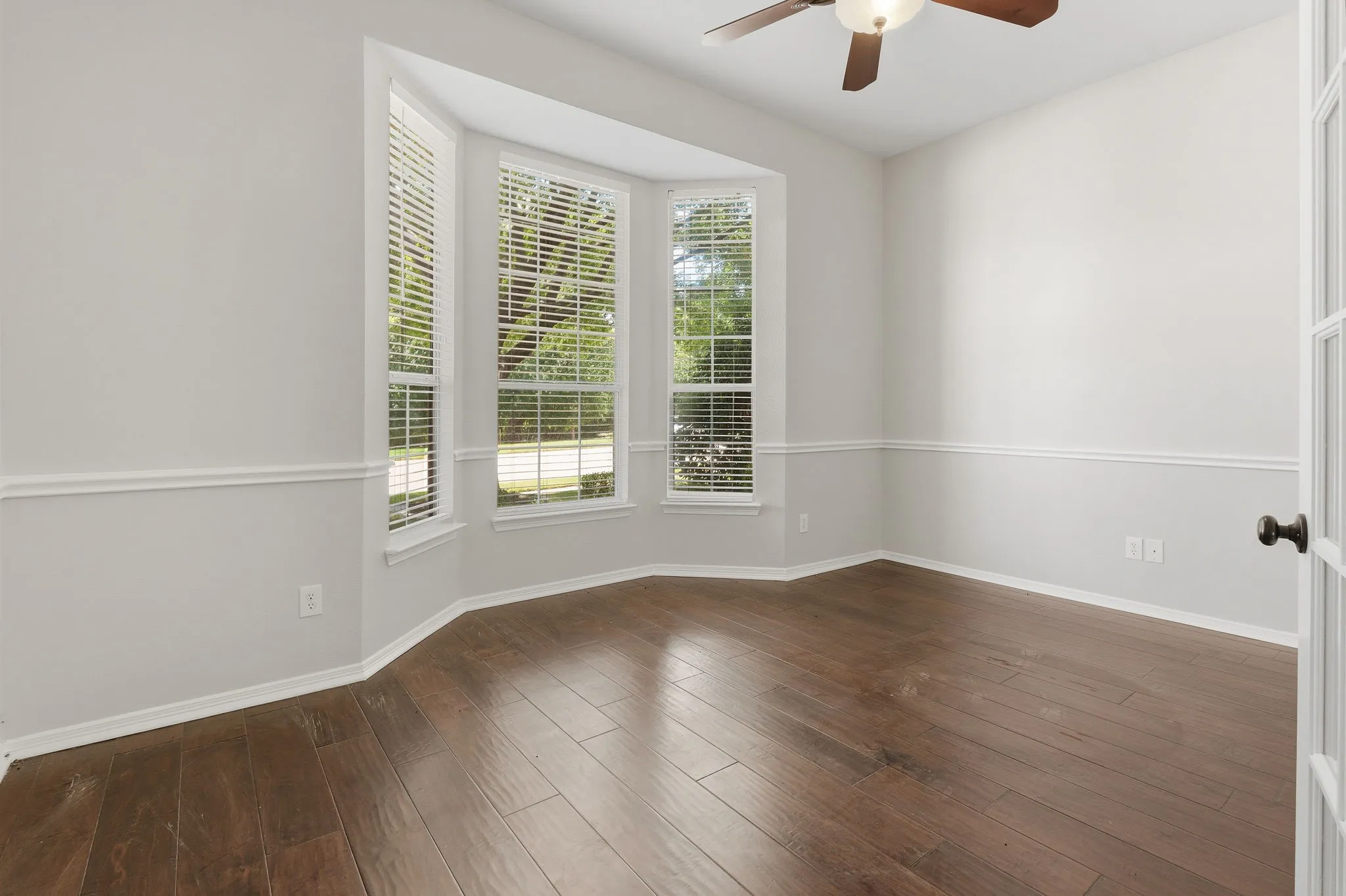 Single Family Residence For Rent in Collin County , 708 Hackberry Ridge Drive, Mc Kinney, Texas 75072, 4 Bedroom, 4 Bathroom, 2 Garage spaces, 3,269 Sqft, built in 1999, mls#21399273, Real Estate Agent in Mc Kinney, Homes For Rent in Collin county, Homes For Rent in Mc Kinney, Realtor in Mc Kinney Texas, Real Estate Brokerage Independent Realty Texas, Luminita Cordes Realtor