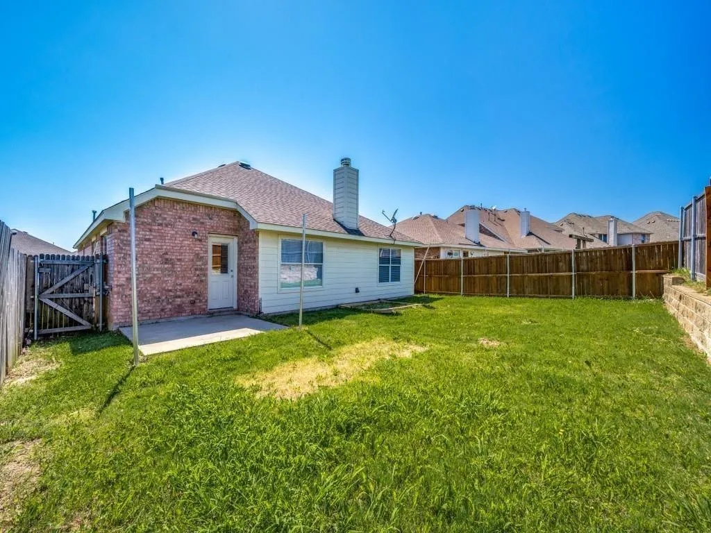 Single Family Residence For Rent in Collin County , 2844 Saddlebred Trail, Celina, Texas 75009, 4 Bedroom, 2 Bathroom, 2 Garage spaces, 1,941 Sqft, built in 2006, mls#21402263, Real Estate Agent in Celina, Homes For Rent in Collin county, Homes For Rent in Celina, Realtor in Celina Texas, Real Estate Brokerage Independent Realty Texas, Luminita Cordes Realtor