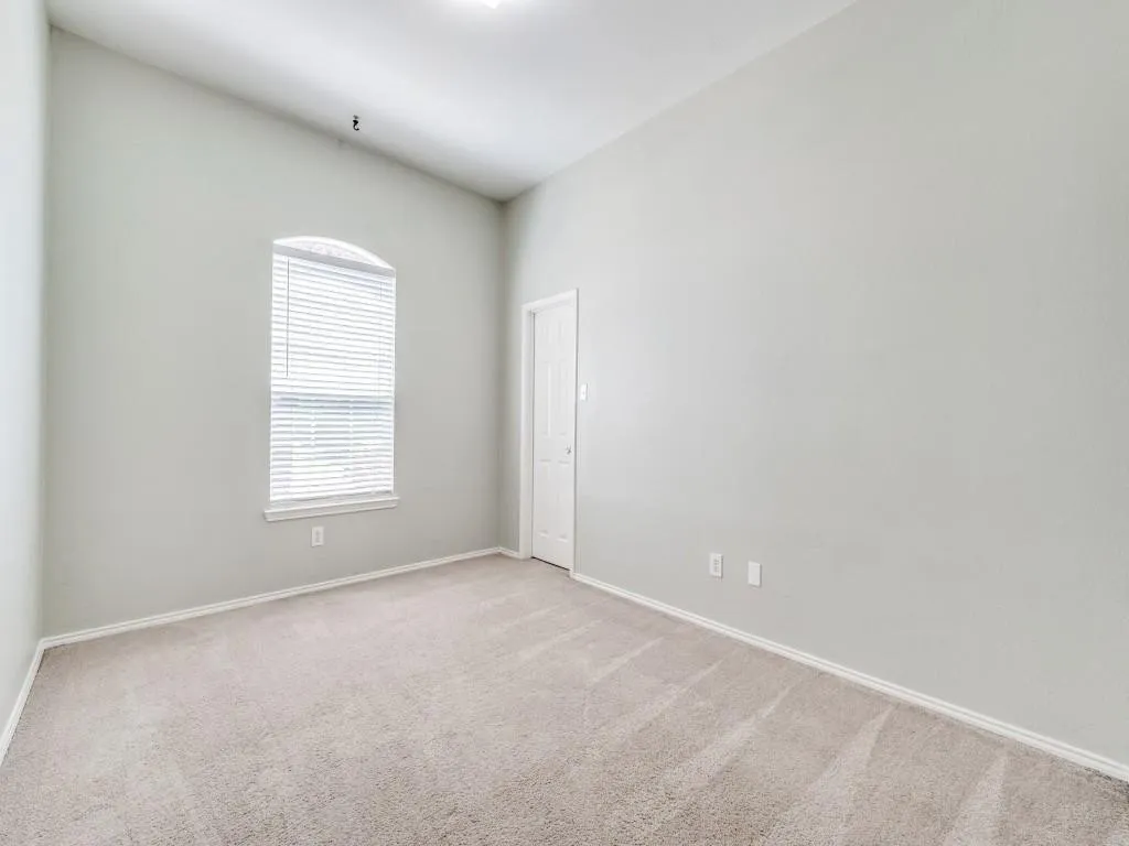 Single Family Residence For Rent in Collin County , 2844 Saddlebred Trail, Celina, Texas 75009, 4 Bedroom, 2 Bathroom, 2 Garage spaces, 1,941 Sqft, built in 2006, mls#21402263, Real Estate Agent in Celina, Homes For Rent in Collin county, Homes For Rent in Celina, Realtor in Celina Texas, Real Estate Brokerage Independent Realty Texas, Luminita Cordes Realtor
