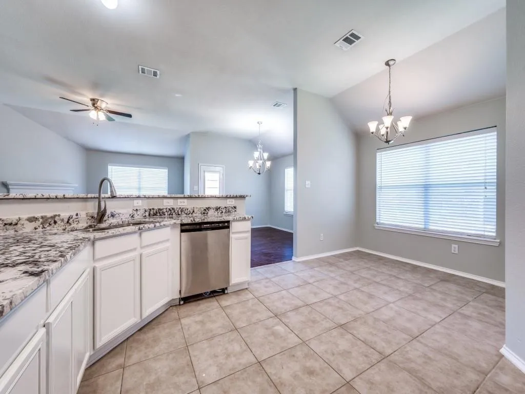 Single Family Residence For Rent in Collin County , 2844 Saddlebred Trail, Celina, Texas 75009, 4 Bedroom, 2 Bathroom, 2 Garage spaces, 1,941 Sqft, built in 2006, mls#21402263, Real Estate Agent in Celina, Homes For Rent in Collin county, Homes For Rent in Celina, Realtor in Celina Texas, Real Estate Brokerage Independent Realty Texas, Luminita Cordes Realtor