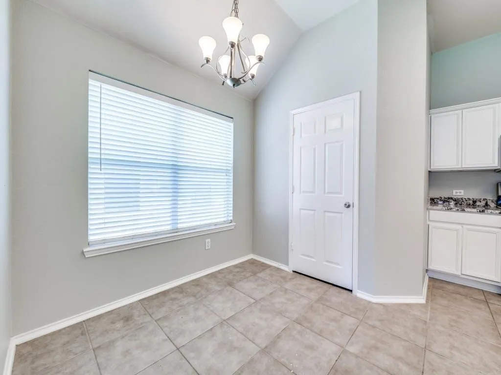 Single Family Residence For Rent in Collin County , 2844 Saddlebred Trail, Celina, Texas 75009, 4 Bedroom, 2 Bathroom, 2 Garage spaces, 1,941 Sqft, built in 2006, mls#21402263, Real Estate Agent in Celina, Homes For Rent in Collin county, Homes For Rent in Celina, Realtor in Celina Texas, Real Estate Brokerage Independent Realty Texas, Luminita Cordes Realtor