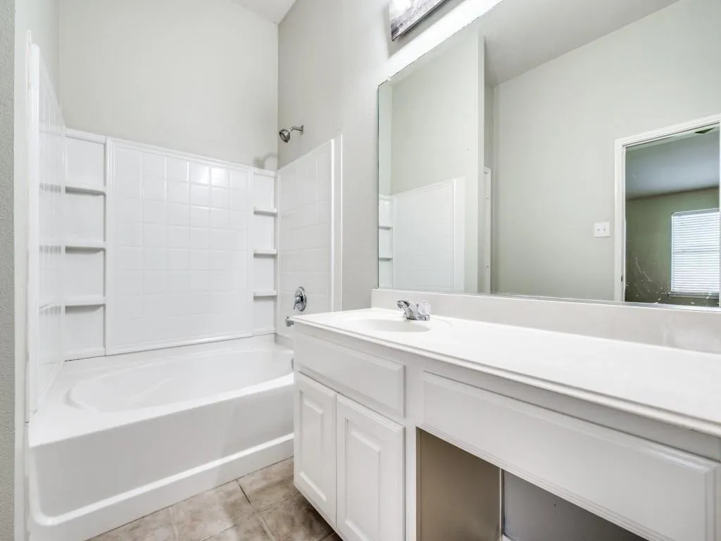 Single Family Residence For Rent in Collin County , 2844 Saddlebred Trail, Celina, Texas 75009, 4 Bedroom, 2 Bathroom, 2 Garage spaces, 1,941 Sqft, built in 2006, mls#21402263, Real Estate Agent in Celina, Homes For Rent in Collin county, Homes For Rent in Celina, Realtor in Celina Texas, Real Estate Brokerage Independent Realty Texas, Luminita Cordes Realtor