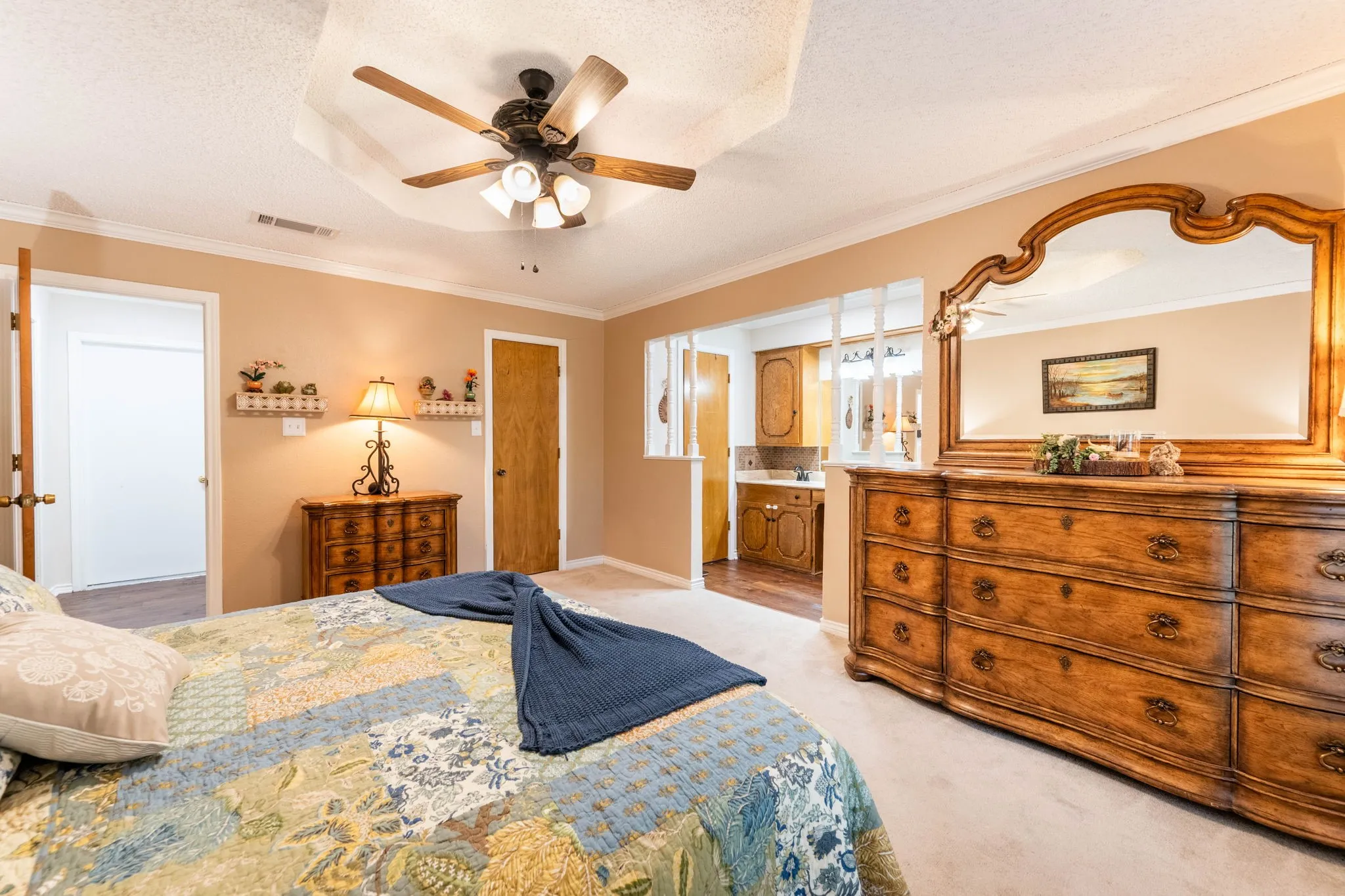 Single Family Residence For Sale in Collin County , 815 W Cook Street, Josephine, Texas 75173, 3 Bedroom, 2 Bathroom, 2 Garage spaces, 1,776 Sqft, built in 1986, mls#21400700, Real Estate Agent in Josephine, Homes For Sale in Collin county, Homes For Sale in Josephine, Realtor in Josephine Texas, Real Estate Brokerage Independent Realty Texas, Luminita Cordes Realtor