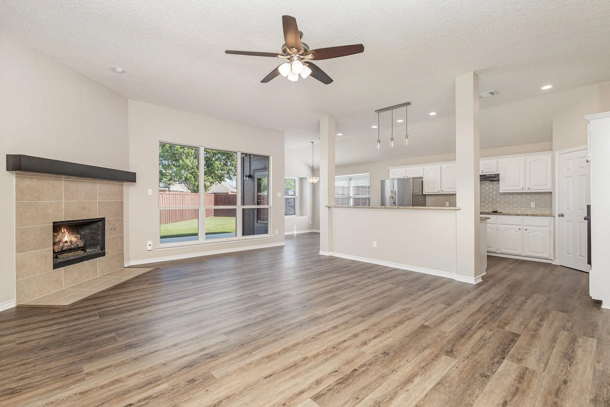 Single Family Residence For Rent in Collin County , 1817 Eastfork Lane, Wylie, Texas 75098, 3 Bedroom, 2 Bathroom, 2 Garage spaces, 2,065 Sqft, built in 2004, mls#21398563, Real Estate Agent in Wylie, Homes For Rent in Collin county, Homes For Rent in Wylie, Realtor in Wylie Texas, Real Estate Brokerage Independent Realty Texas, Luminita Cordes Realtor
