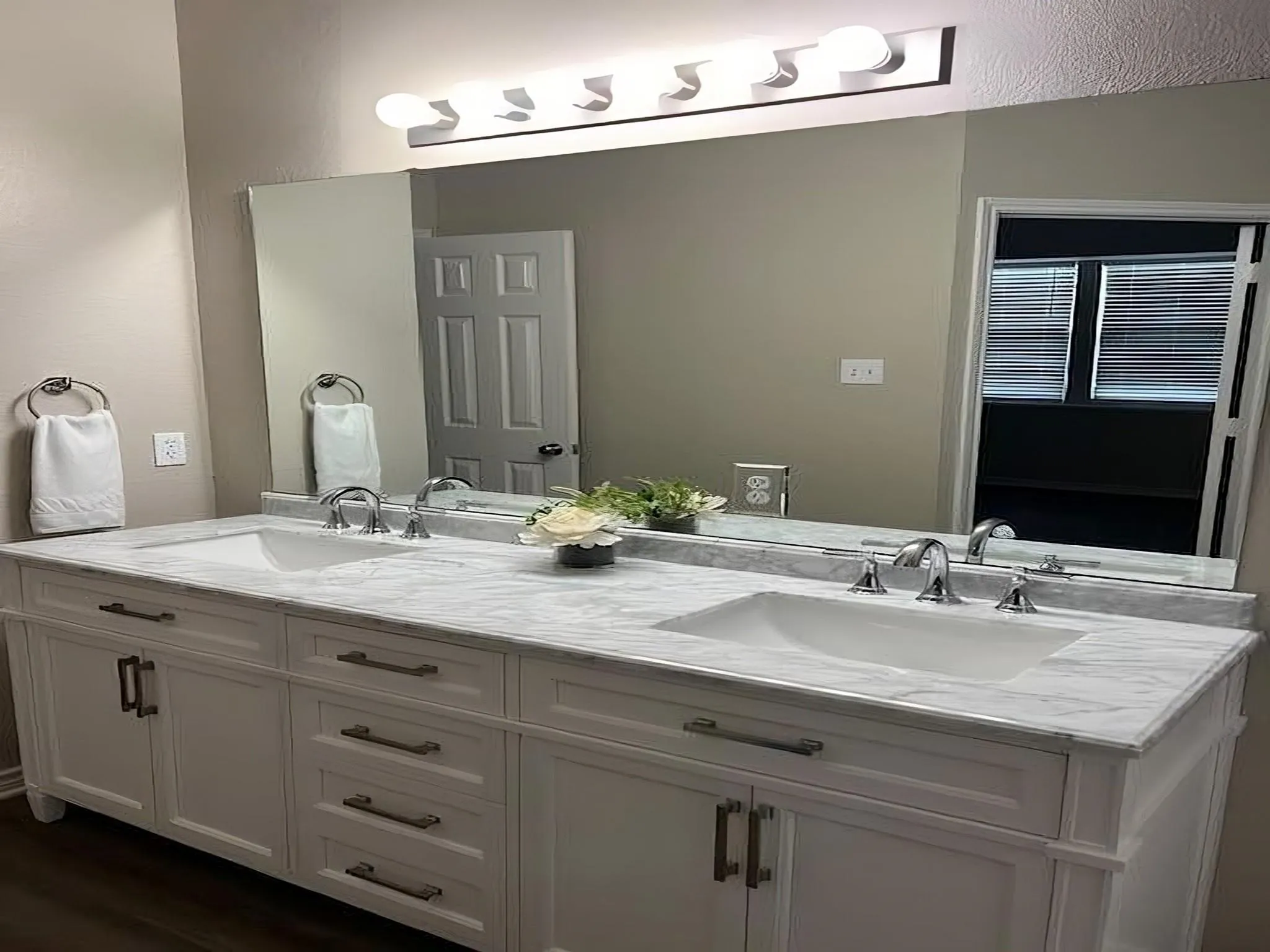 Single Family Residence For Rent in Collin County , 1817 Eastfork Lane, Wylie, Texas 75098, 3 Bedroom, 2 Bathroom, 2 Garage spaces, 2,065 Sqft, built in 2004, mls#21398563, Real Estate Agent in Wylie, Homes For Rent in Collin county, Homes For Rent in Wylie, Realtor in Wylie Texas, Real Estate Brokerage Independent Realty Texas, Luminita Cordes Realtor