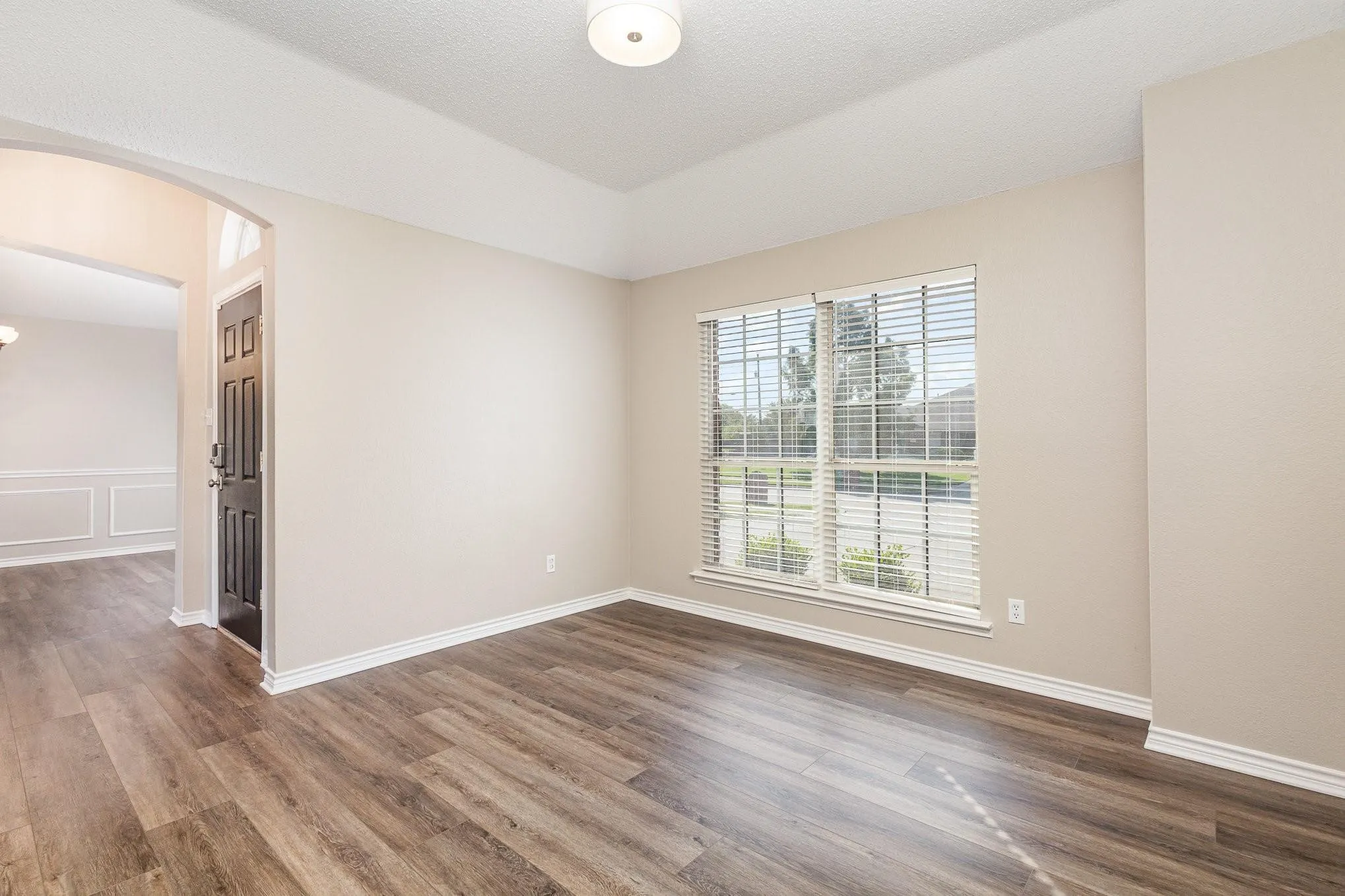 Single Family Residence For Rent in Collin County , 1817 Eastfork Lane, Wylie, Texas 75098, 3 Bedroom, 2 Bathroom, 2 Garage spaces, 2,065 Sqft, built in 2004, mls#21398563, Real Estate Agent in Wylie, Homes For Rent in Collin county, Homes For Rent in Wylie, Realtor in Wylie Texas, Real Estate Brokerage Independent Realty Texas, Luminita Cordes Realtor