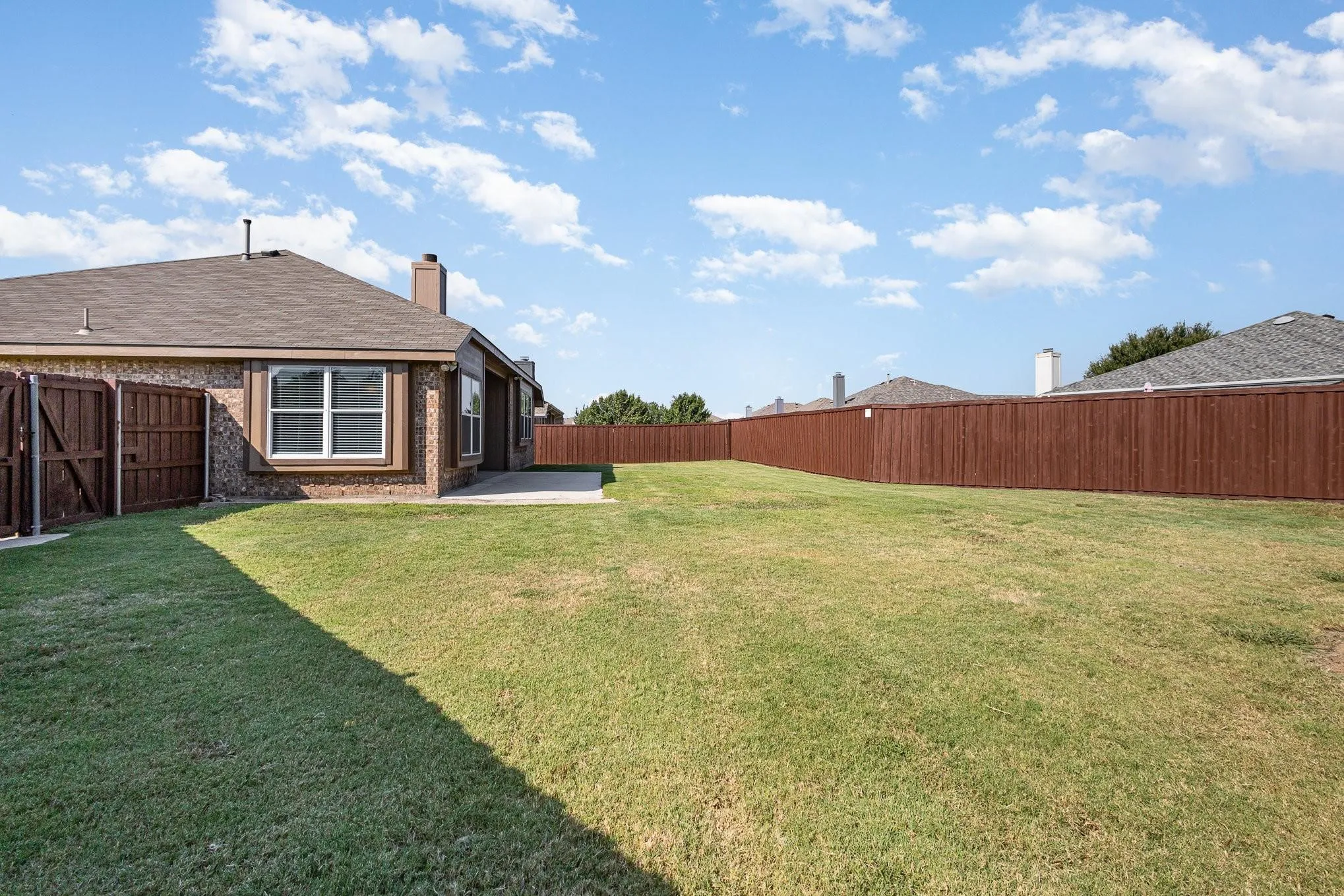 Single Family Residence For Rent in Collin County , 1817 Eastfork Lane, Wylie, Texas 75098, 3 Bedroom, 2 Bathroom, 2 Garage spaces, 2,065 Sqft, built in 2004, mls#21398563, Real Estate Agent in Wylie, Homes For Rent in Collin county, Homes For Rent in Wylie, Realtor in Wylie Texas, Real Estate Brokerage Independent Realty Texas, Luminita Cordes Realtor