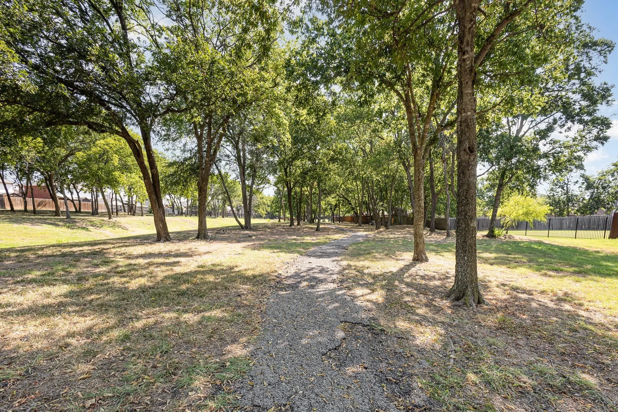 Single Family Residence For Rent in Collin County , 1817 Eastfork Lane, Wylie, Texas 75098, 3 Bedroom, 2 Bathroom, 2 Garage spaces, 2,065 Sqft, built in 2004, mls#21398563, Real Estate Agent in Wylie, Homes For Rent in Collin county, Homes For Rent in Wylie, Realtor in Wylie Texas, Real Estate Brokerage Independent Realty Texas, Luminita Cordes Realtor