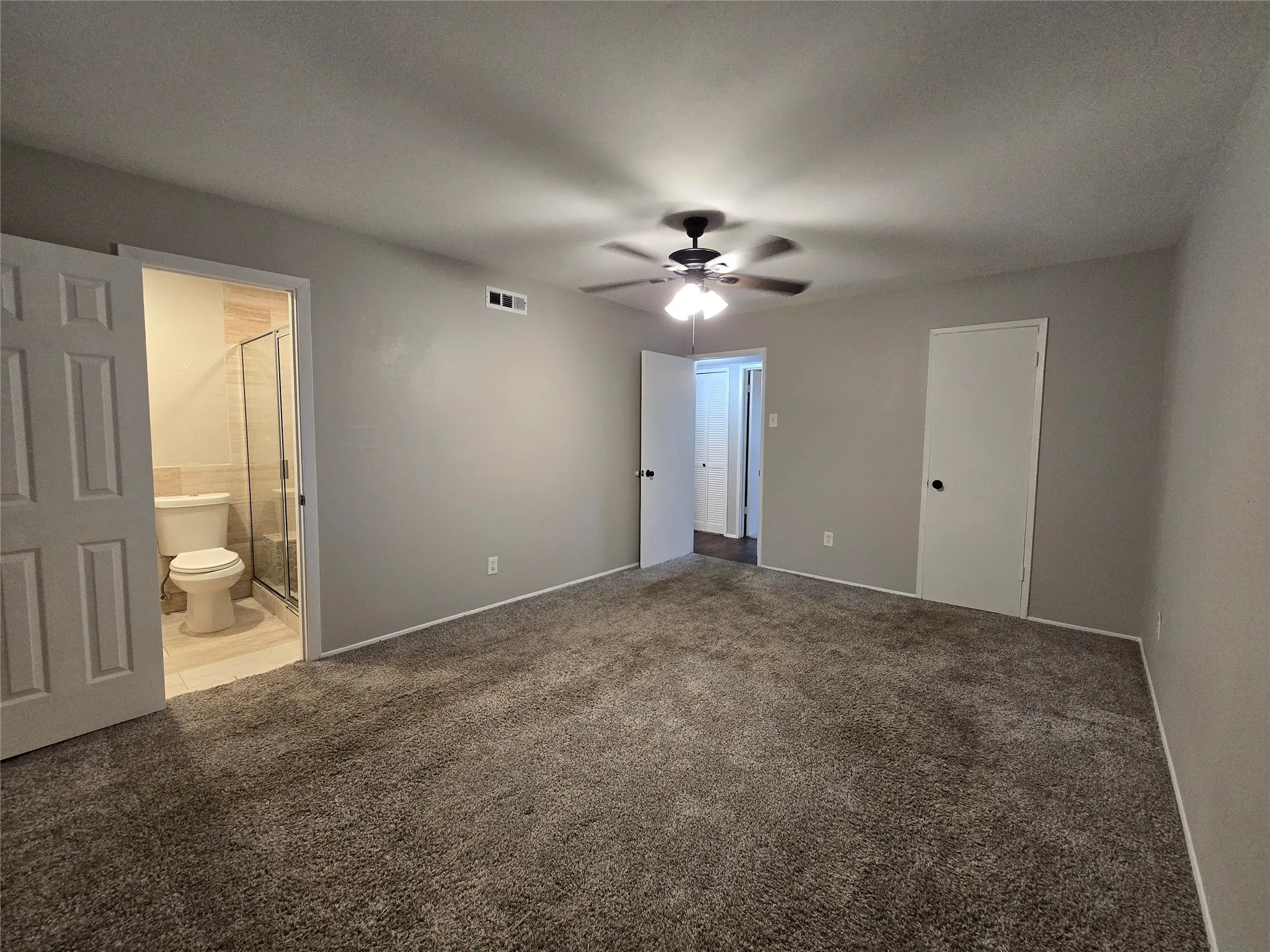 Single Family Residence For Rent in Dallas County , 110 Yorkshire Street, Cedar Hill, Texas 75104, 4 Bedroom, 2 Bathroom, Garage spaces, 1,713 Sqft, built in 1970, mls#21402277, Real Estate Agent in Cedar Hill, Homes For Rent in Dallas county, Homes For Rent in Cedar Hill, Realtor in Cedar Hill Texas, Real Estate Brokerage Independent Realty Texas, Luminita Cordes Realtor