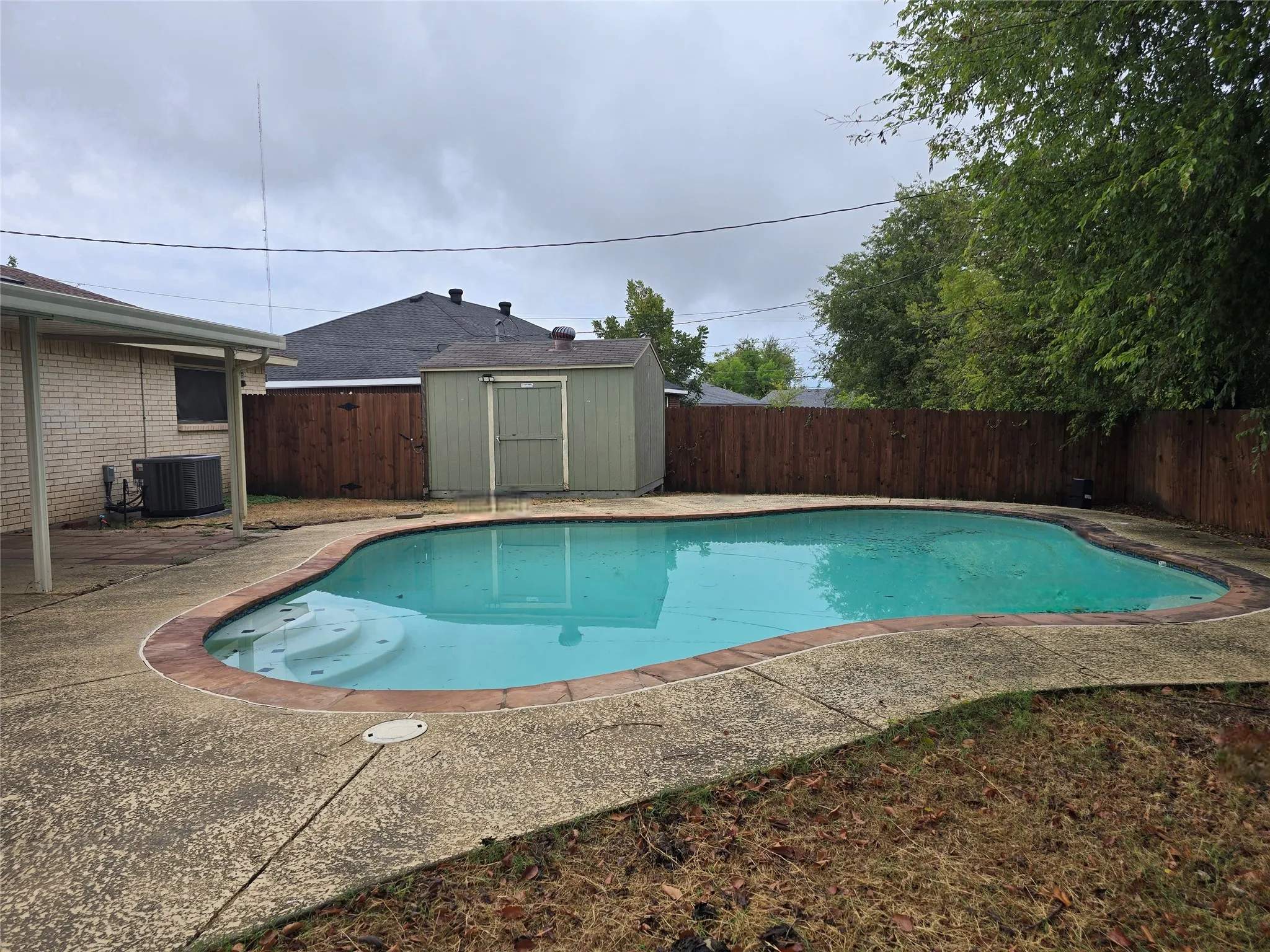 Single Family Residence For Rent in Dallas County , 110 Yorkshire Street, Cedar Hill, Texas 75104, 4 Bedroom, 2 Bathroom, Garage spaces, 1,713 Sqft, built in 1970, mls#21402277, Real Estate Agent in Cedar Hill, Homes For Rent in Dallas county, Homes For Rent in Cedar Hill, Realtor in Cedar Hill Texas, Real Estate Brokerage Independent Realty Texas, Luminita Cordes Realtor