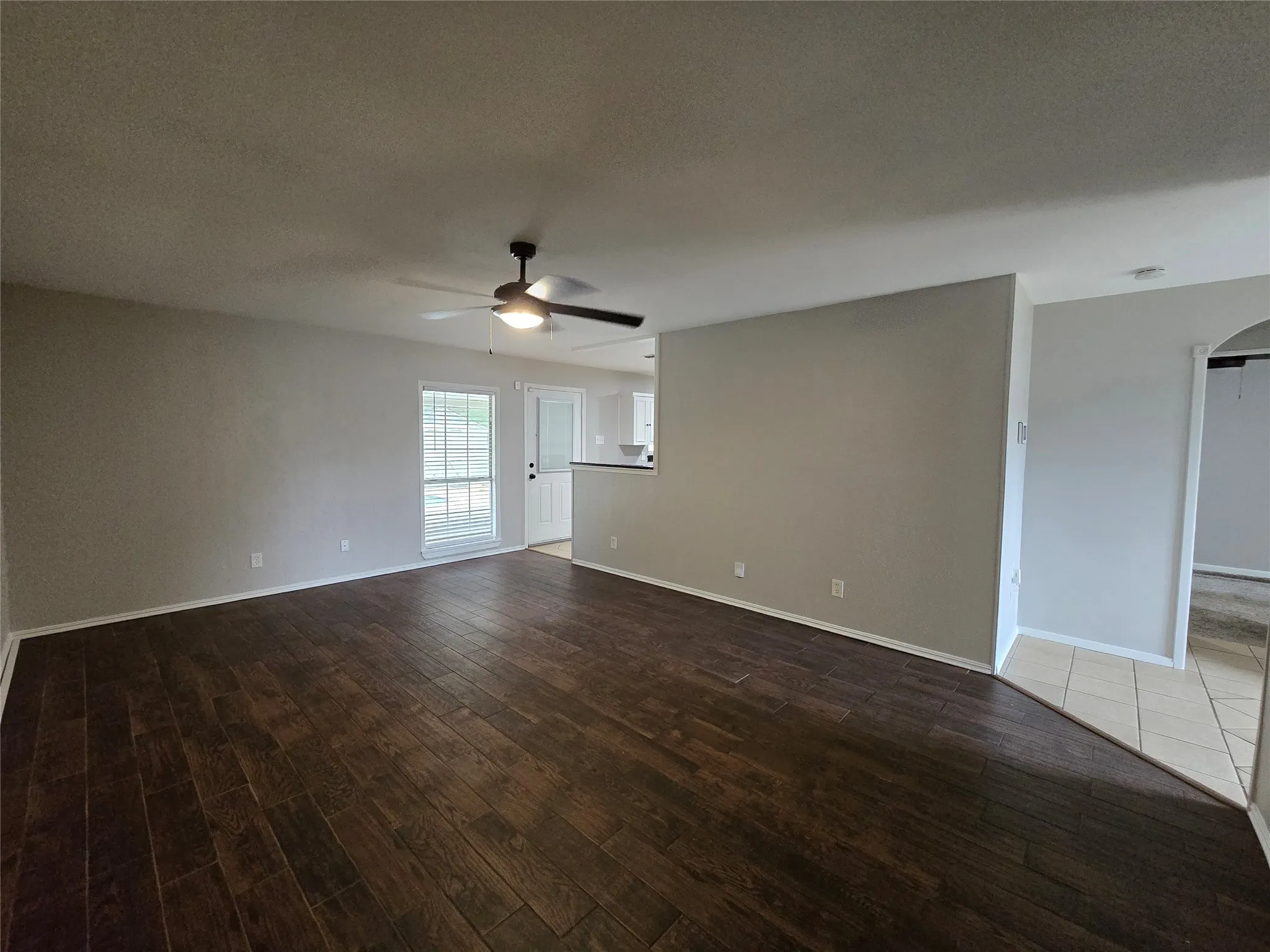 Single Family Residence For Rent in Dallas County , 110 Yorkshire Street, Cedar Hill, Texas 75104, 4 Bedroom, 2 Bathroom, Garage spaces, 1,713 Sqft, built in 1970, mls#21402277, Real Estate Agent in Cedar Hill, Homes For Rent in Dallas county, Homes For Rent in Cedar Hill, Realtor in Cedar Hill Texas, Real Estate Brokerage Independent Realty Texas, Luminita Cordes Realtor