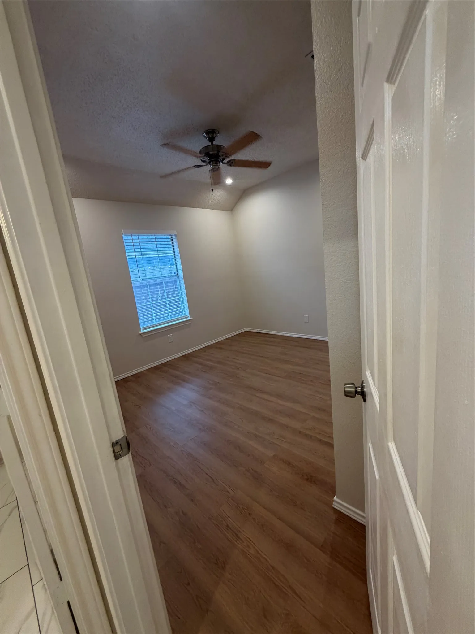 Single Family Residence For Rent in Tarrant County , 4724 Birchbend Lane, Fort Worth, Texas 76137, 3 Bedroom, 2 Bathroom, 2 Garage spaces, 1,940 Sqft, built in 1992, mls#21402280, Real Estate Agent in Fort Worth, Homes For Rent in Tarrant county, Homes For Rent in Fort Worth, Realtor in Fort Worth Texas, Real Estate Brokerage Independent Realty Texas, Luminita Cordes Realtor