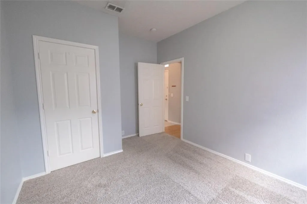 Single Family Residence For Rent in Tarrant County , 817 Stafford Station Drive, Saginaw, Texas 76131, 3 Bedroom, 2 Bathroom, 2 Garage spaces, 1,472 Sqft, built in 1999, mls#21402216, Real Estate Agent in Saginaw, Homes For Rent in Tarrant county, Homes For Rent in Saginaw, Realtor in Saginaw Texas, Real Estate Brokerage Independent Realty Texas, Luminita Cordes Realtor