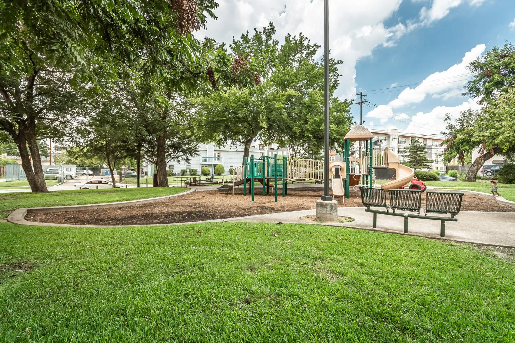 Apartment For Rent in Dallas County , 1901 N Fitzhugh Avenue 20, Dallas, Texas 75204, 1 Bedroom, 1 Bathroom, Garage spaces, 600 Sqft, built in 1984, mls#21381251, Real Estate Agent in Dallas, Homes For Rent in Dallas county, Homes For Rent in Dallas, Realtor in Dallas Texas, Real Estate Brokerage Independent Realty Texas, Luminita Cordes Realtor