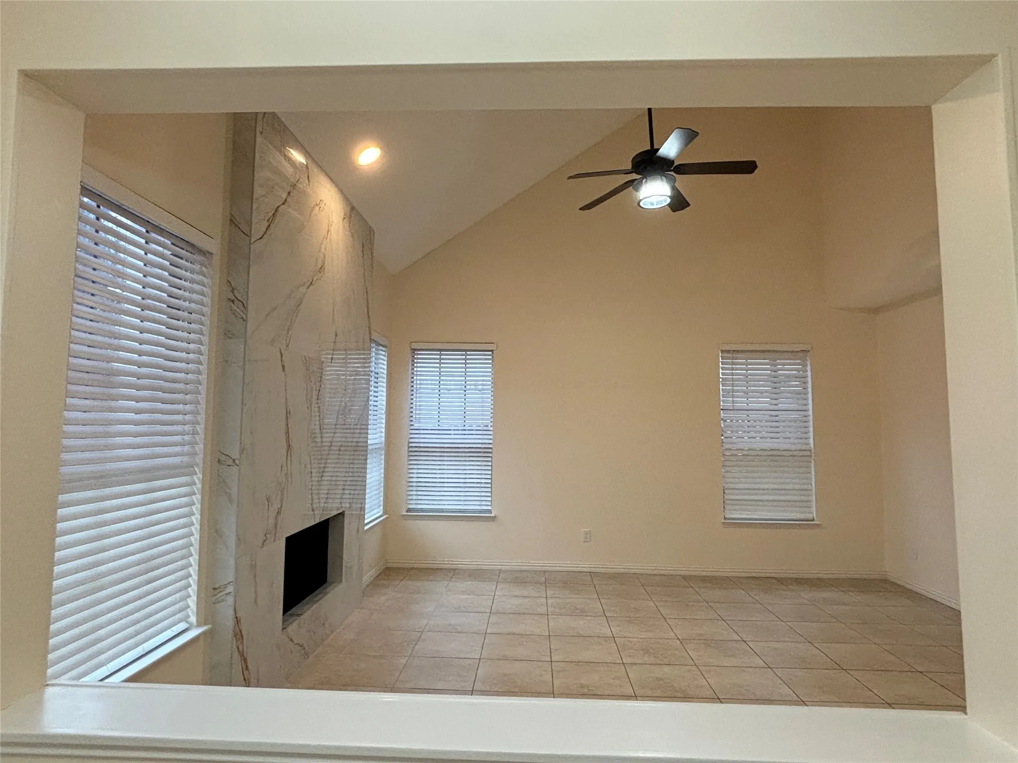 Single Family Residence For Rent in Tarrant County , 2713 Clovermeadow Drive, Fort Worth, Texas 76123, 3 Bedroom, 3 Bathroom, 2 Garage spaces, 2,225 Sqft, built in 1993, mls#21402229, Real Estate Agent in Fort Worth, Homes For Rent in Tarrant county, Homes For Rent in Fort Worth, Realtor in Fort Worth Texas, Real Estate Brokerage Independent Realty Texas, Luminita Cordes Realtor