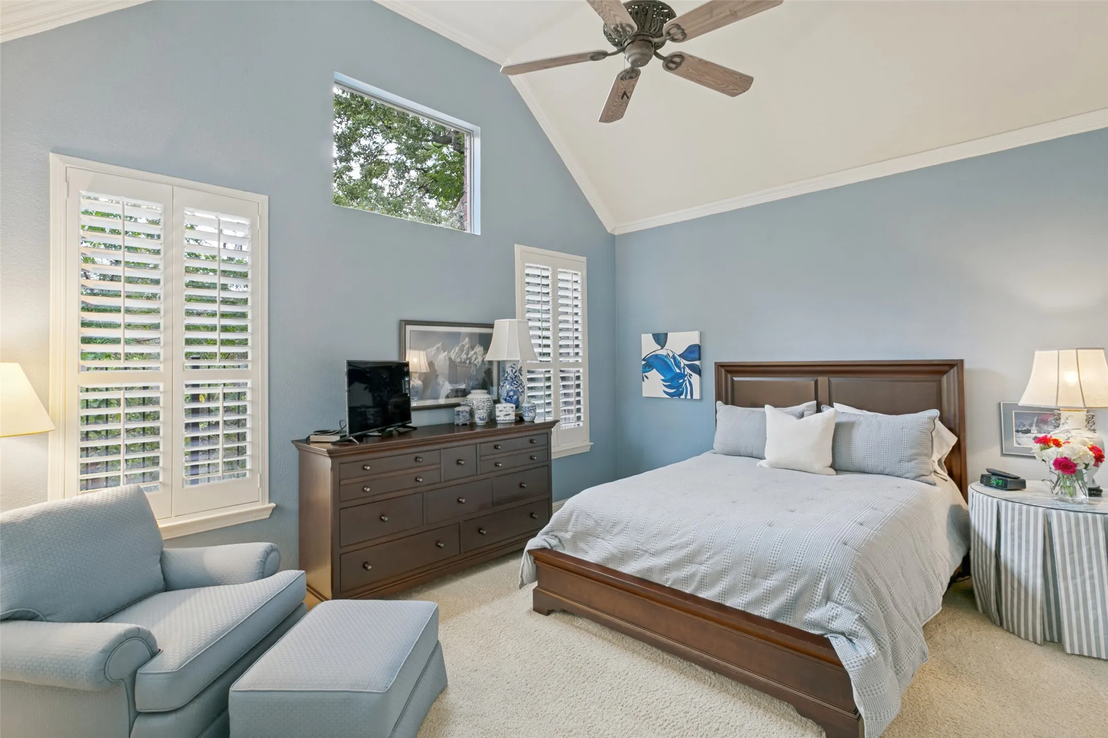 Single Family Residence For Sale in Tarrant County , 2206 Muskeg Lane, Euless, Texas 76039, 3 Bedroom, 3 Bathroom, 2 Garage spaces, 1,888 Sqft, built in 2004, mls#21394796, Real Estate Agent in Euless, Homes For Sale in Tarrant county, Homes For Sale in Euless, Realtor in Euless Texas, Real Estate Brokerage Independent Realty Texas, Luminita Cordes Realtor