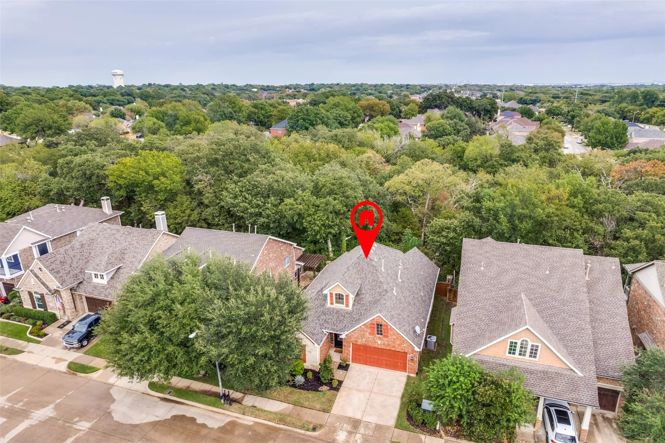 Single Family Residence For Sale in Tarrant County , 2206 Muskeg Lane, Euless, Texas 76039, 3 Bedroom, 3 Bathroom, 2 Garage spaces, 1,888 Sqft, built in 2004, mls#21394796, Real Estate Agent in Euless, Homes For Sale in Tarrant county, Homes For Sale in Euless, Realtor in Euless Texas, Real Estate Brokerage Independent Realty Texas, Luminita Cordes Realtor
