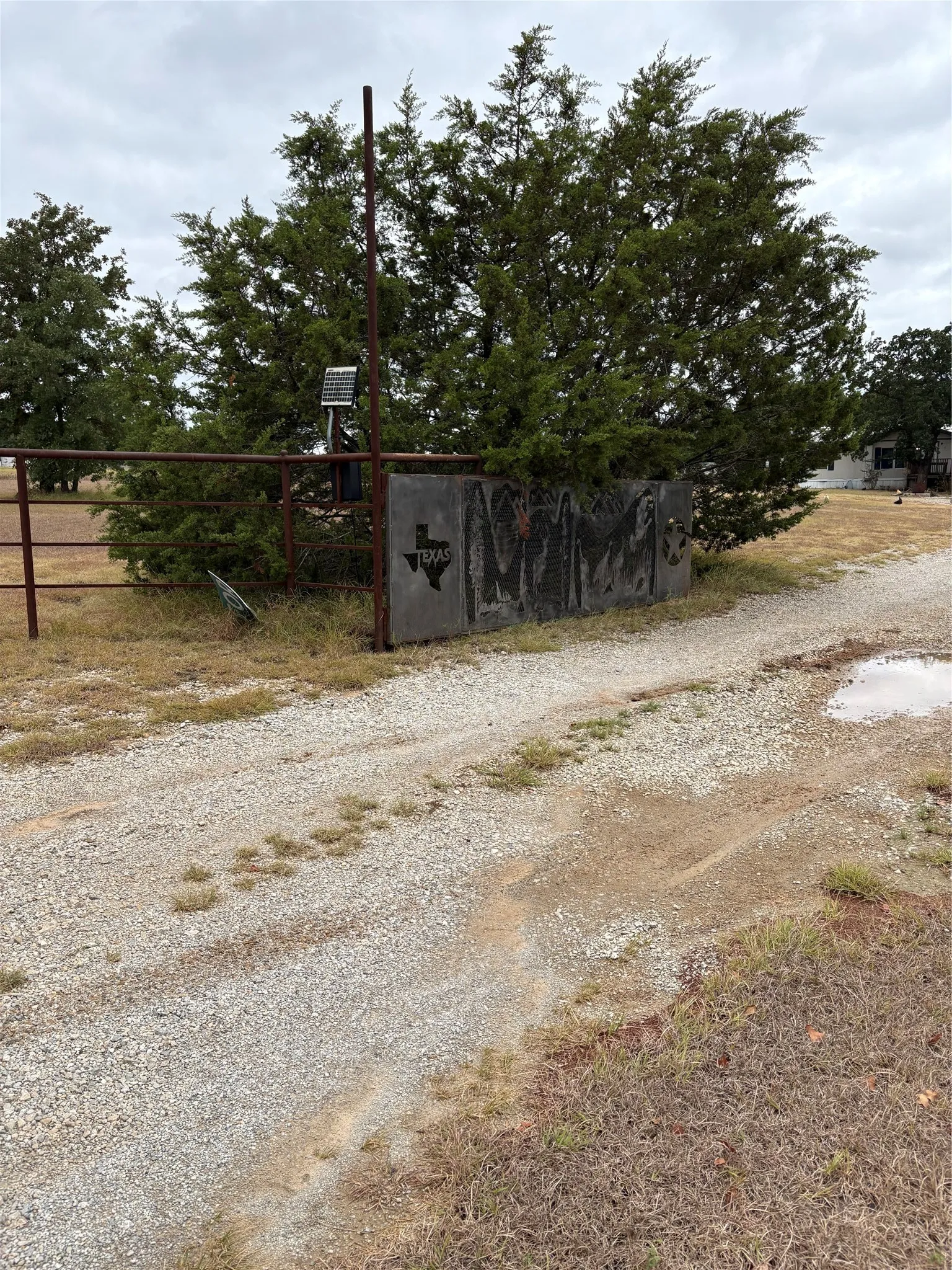 Mobile Home For Sale in Wise County , 1377 County Road 3838, Bridgeport, Texas 76426, 3 Bedroom, 2 Bathroom, Garage spaces, 1,120 Sqft, built in 1998, mls#21400483, Real Estate Agent in Bridgeport, Homes For Sale in Wise county, Homes For Sale in Bridgeport, Realtor in Bridgeport Texas, Real Estate Brokerage Independent Realty Texas, Luminita Cordes Realtor