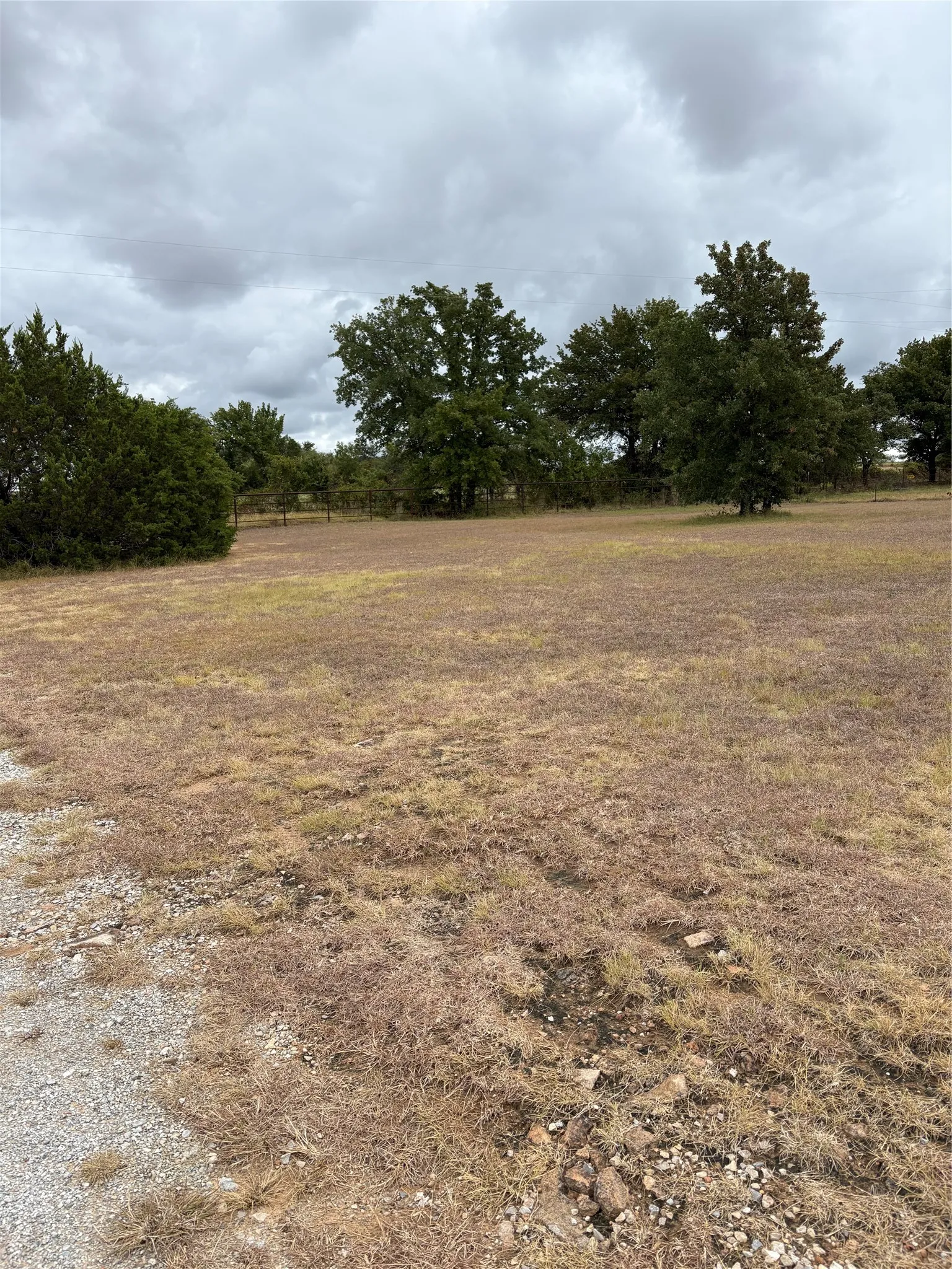 Mobile Home For Sale in Wise County , 1377 County Road 3838, Bridgeport, Texas 76426, 3 Bedroom, 2 Bathroom, Garage spaces, 1,120 Sqft, built in 1998, mls#21400483, Real Estate Agent in Bridgeport, Homes For Sale in Wise county, Homes For Sale in Bridgeport, Realtor in Bridgeport Texas, Real Estate Brokerage Independent Realty Texas, Luminita Cordes Realtor
